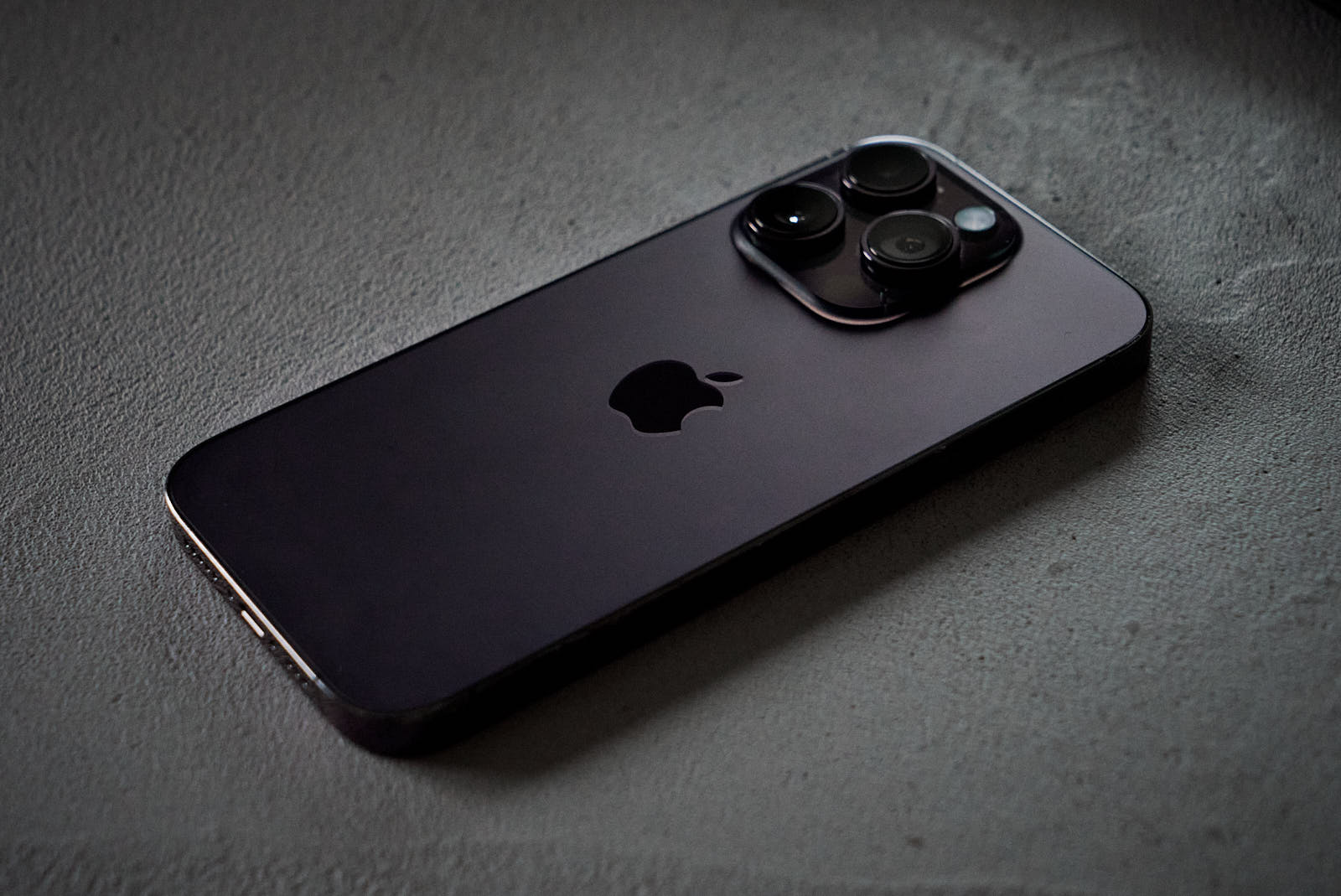 iPhone 14 Pro長期使用レビュー「祭りの終わりと、新時代