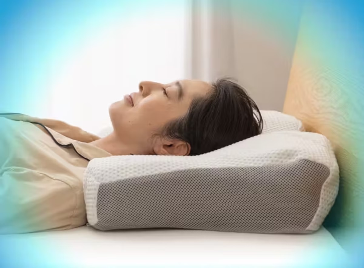 快適な睡眠の条件を“寝返りのしやすさ”に求めた枕「DEEP SLEEPER