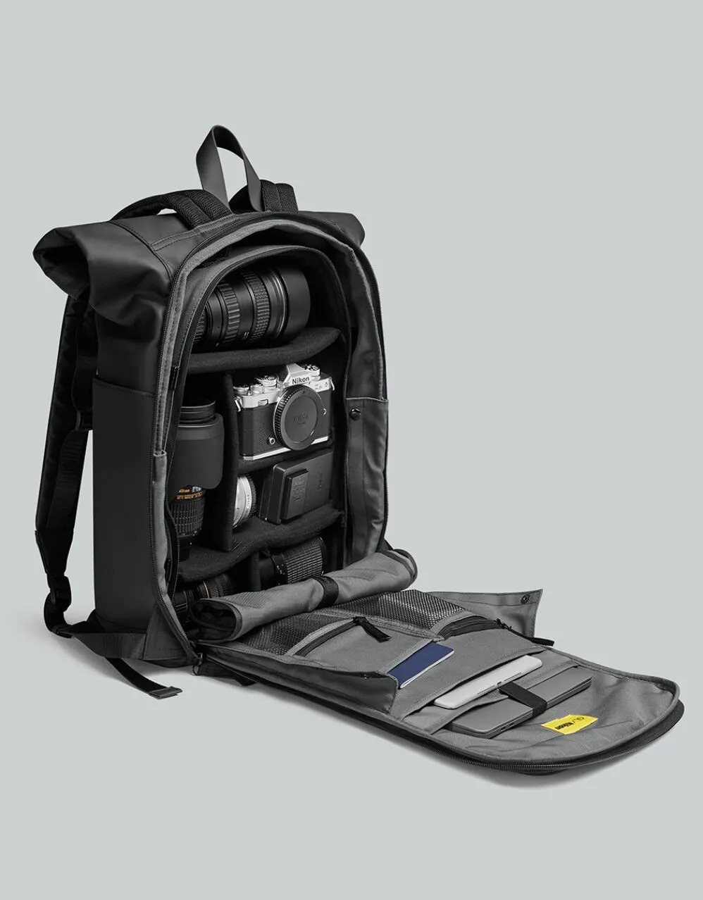 ニコン×北欧ブランドがコラボしたカメラバッグ。軽くてルックスも良し
