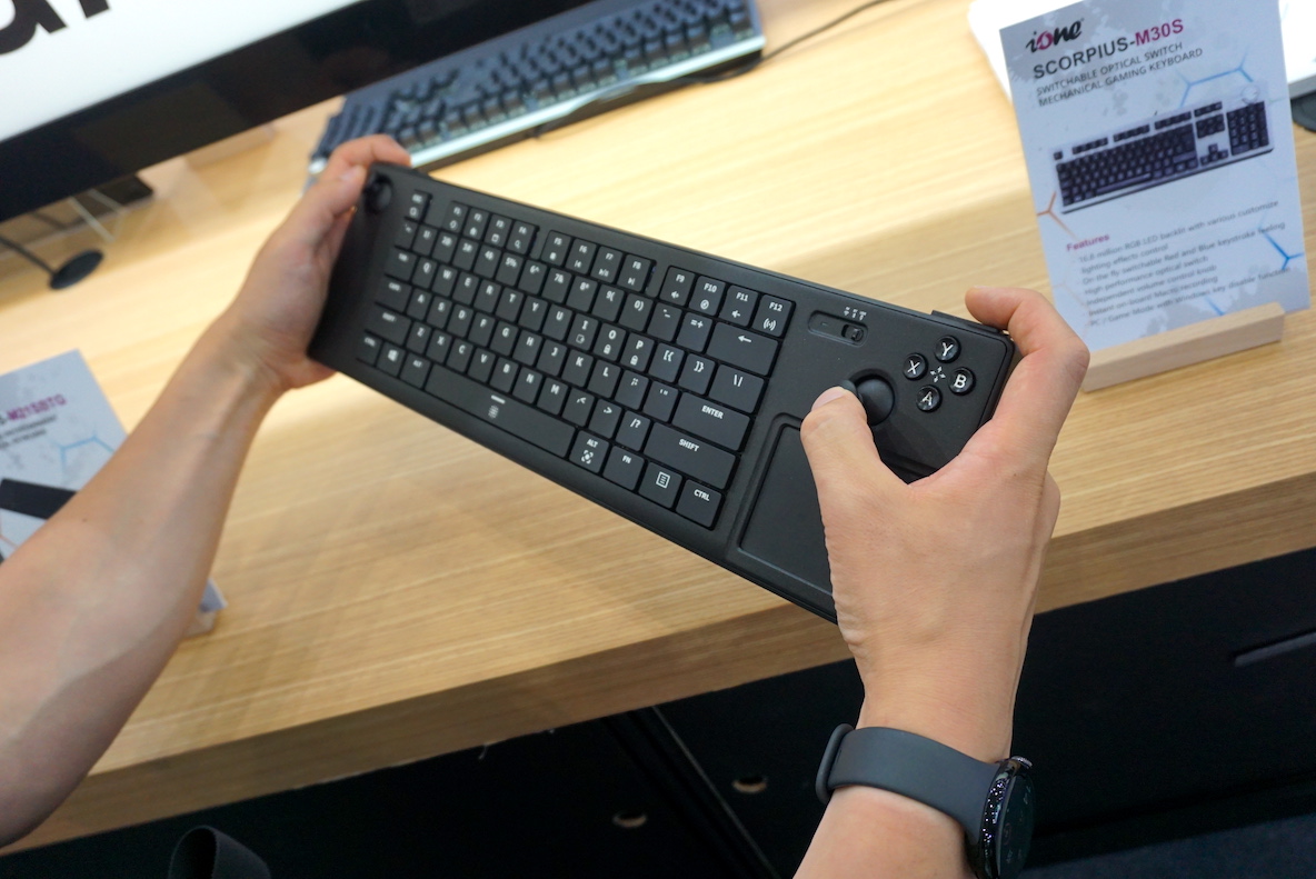 仕事とゲーム、秒で切り替えられるキーボード #Computex2024