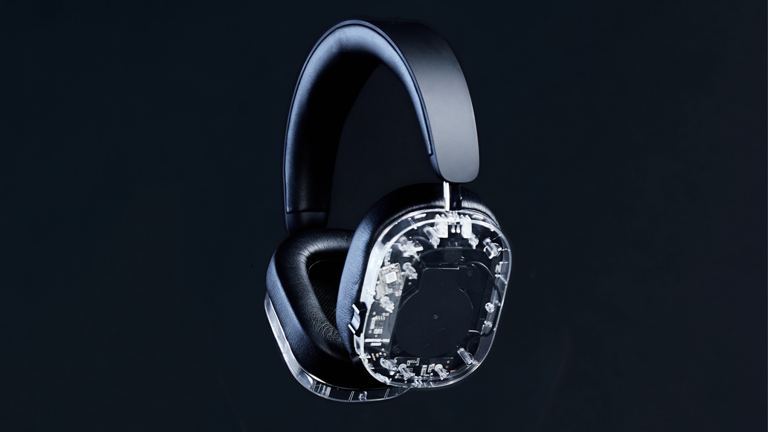 mondo-overear-headphones-
