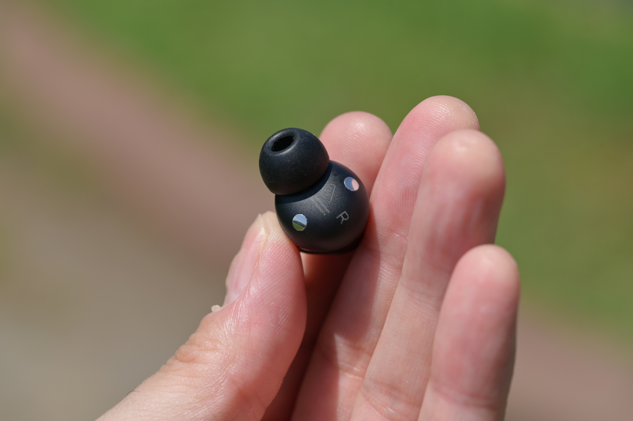 Beats最小の新作イヤホン。ケースで充電不可だけど、元気な音を体感
