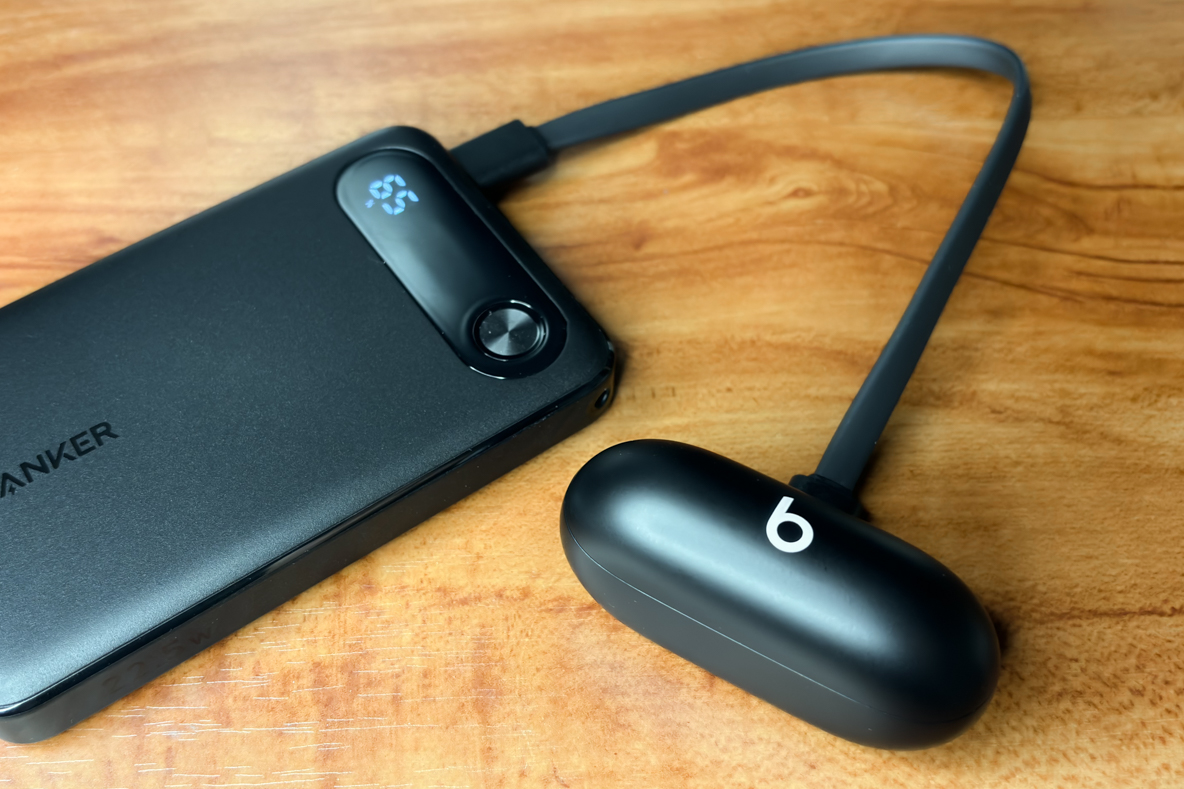 重さはわずか22g。音楽ライフを変えるBeatsの新作イヤホン