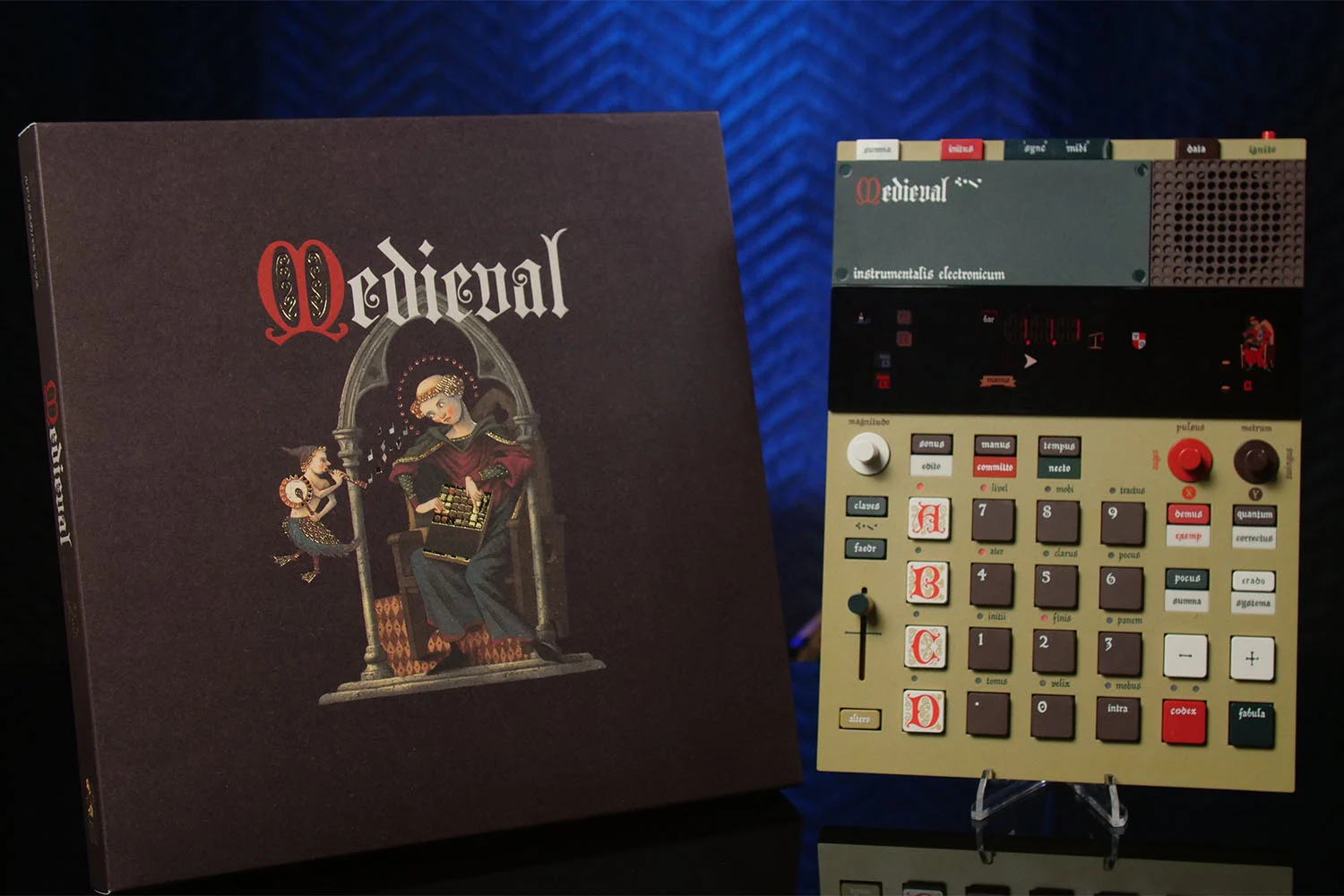 ココロ高鳴るヘンテコ楽器。中世シンセ「EP-1320 Medieval」レビュー