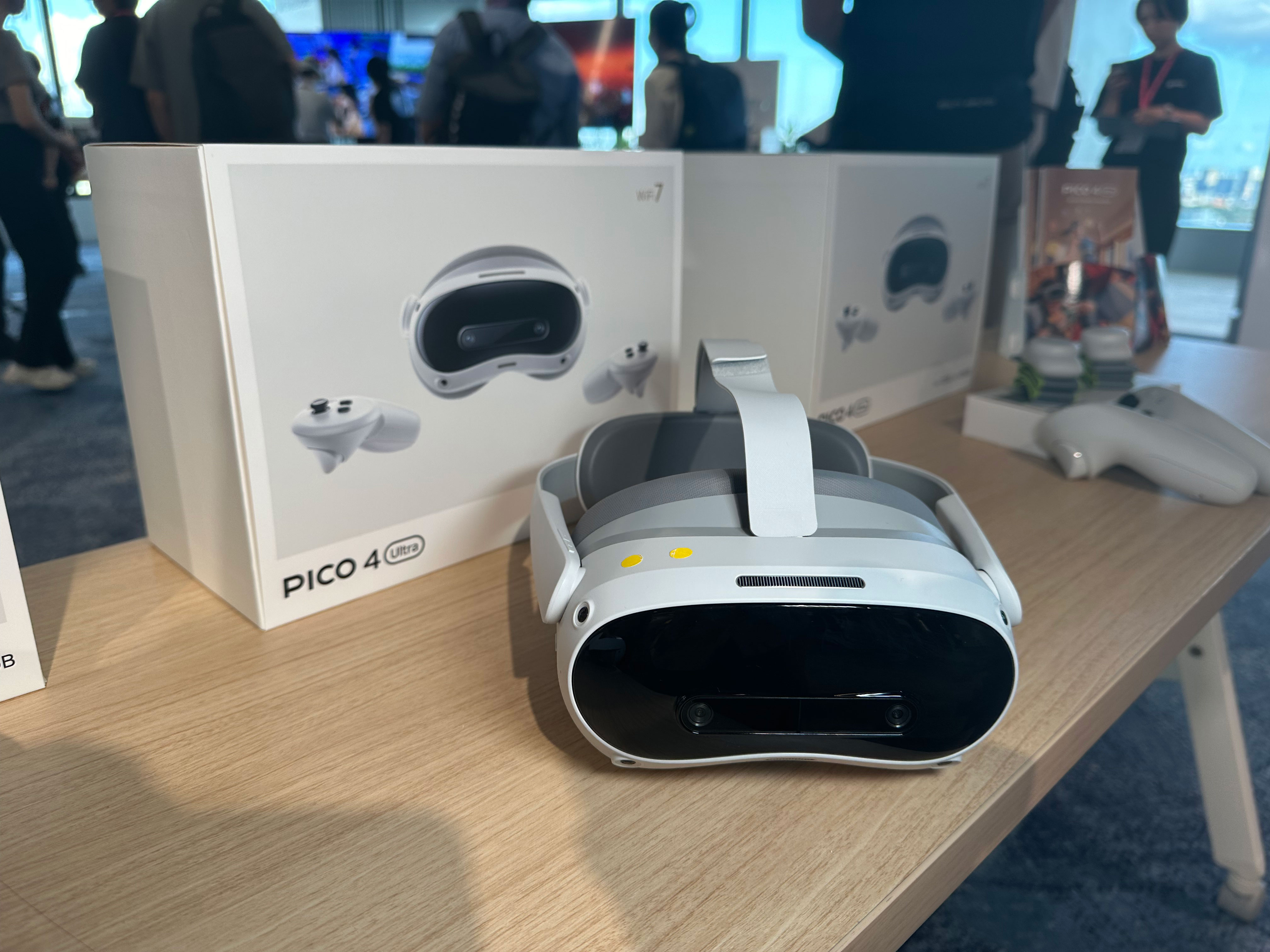 Quest 3とどっちがいい？新XRヘッドセット「PICO4 Ultra」まとめ 