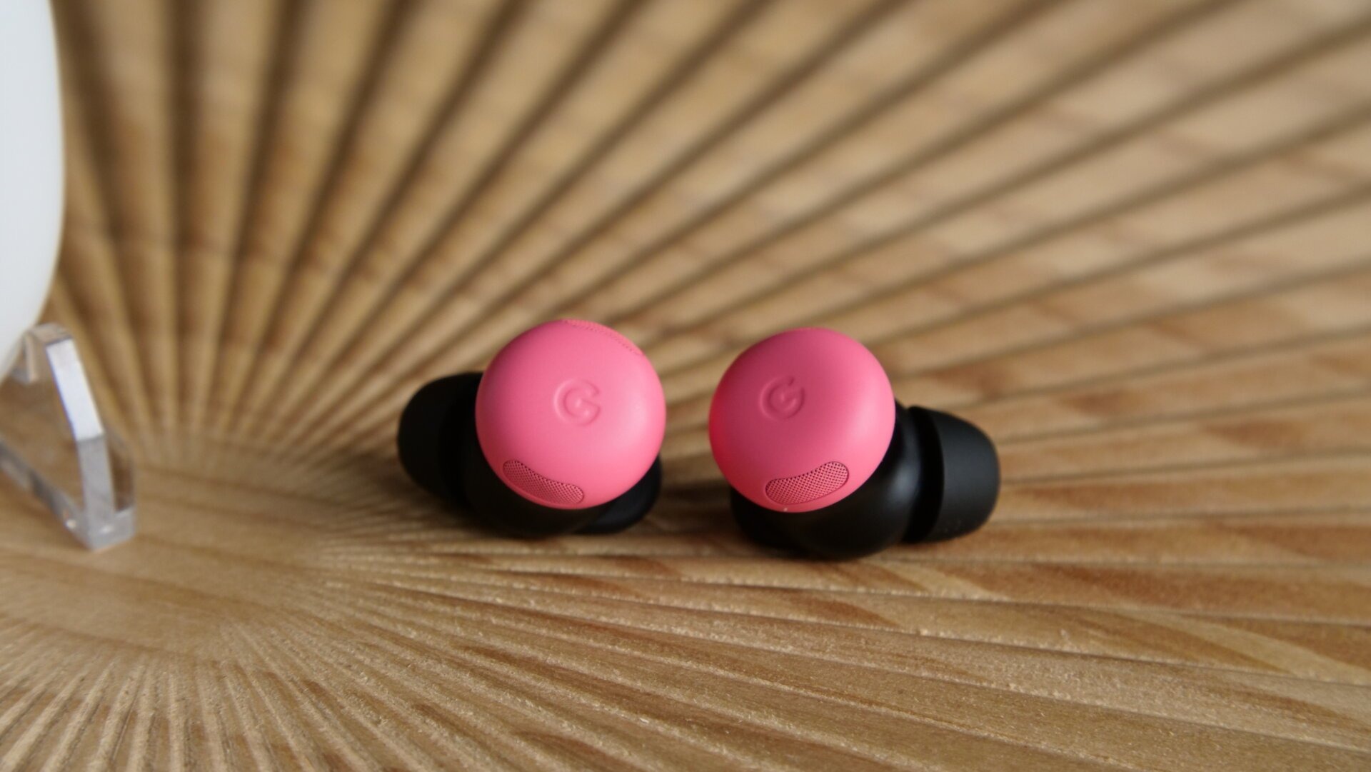 Pixel Buds Pro 2：音量調整の操作に感動！「AI推し」しないほうがよく