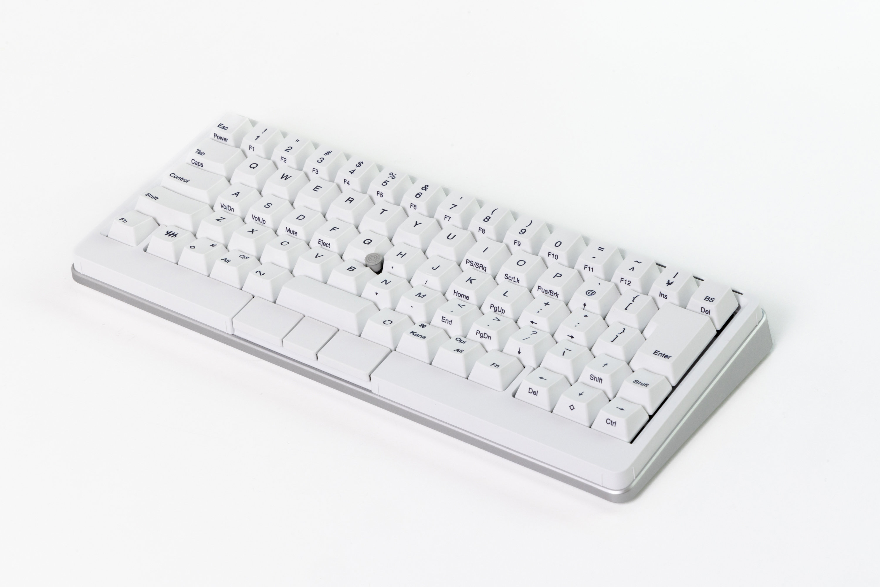 打鍵感最高のオールインワンキーボード「HHKB Studio」に雪モデルが出
