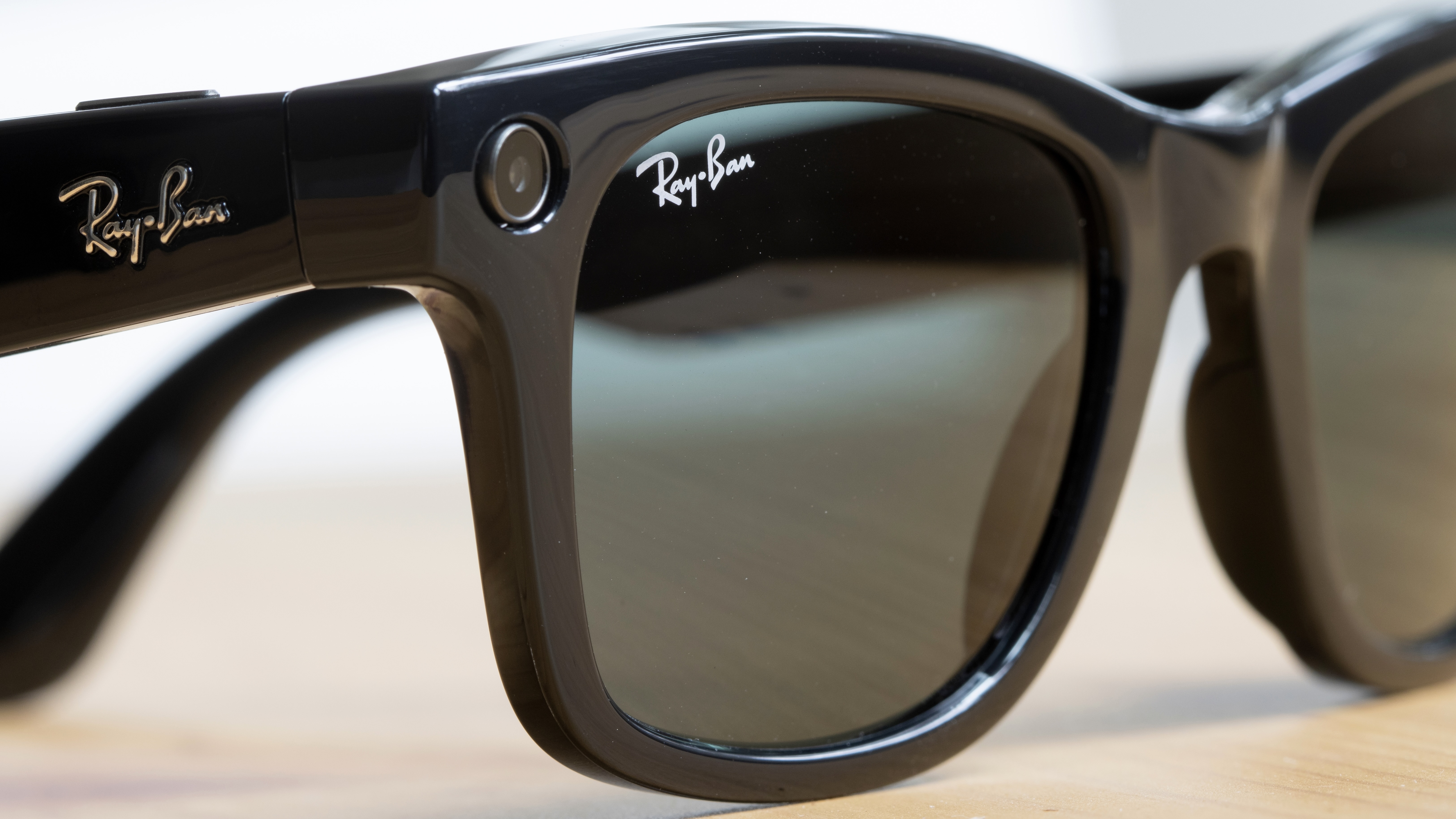 【美品】Ray-Ban  スマートグラス レイバンのスマートグラス。オタク趣味にまったく興味ない模様