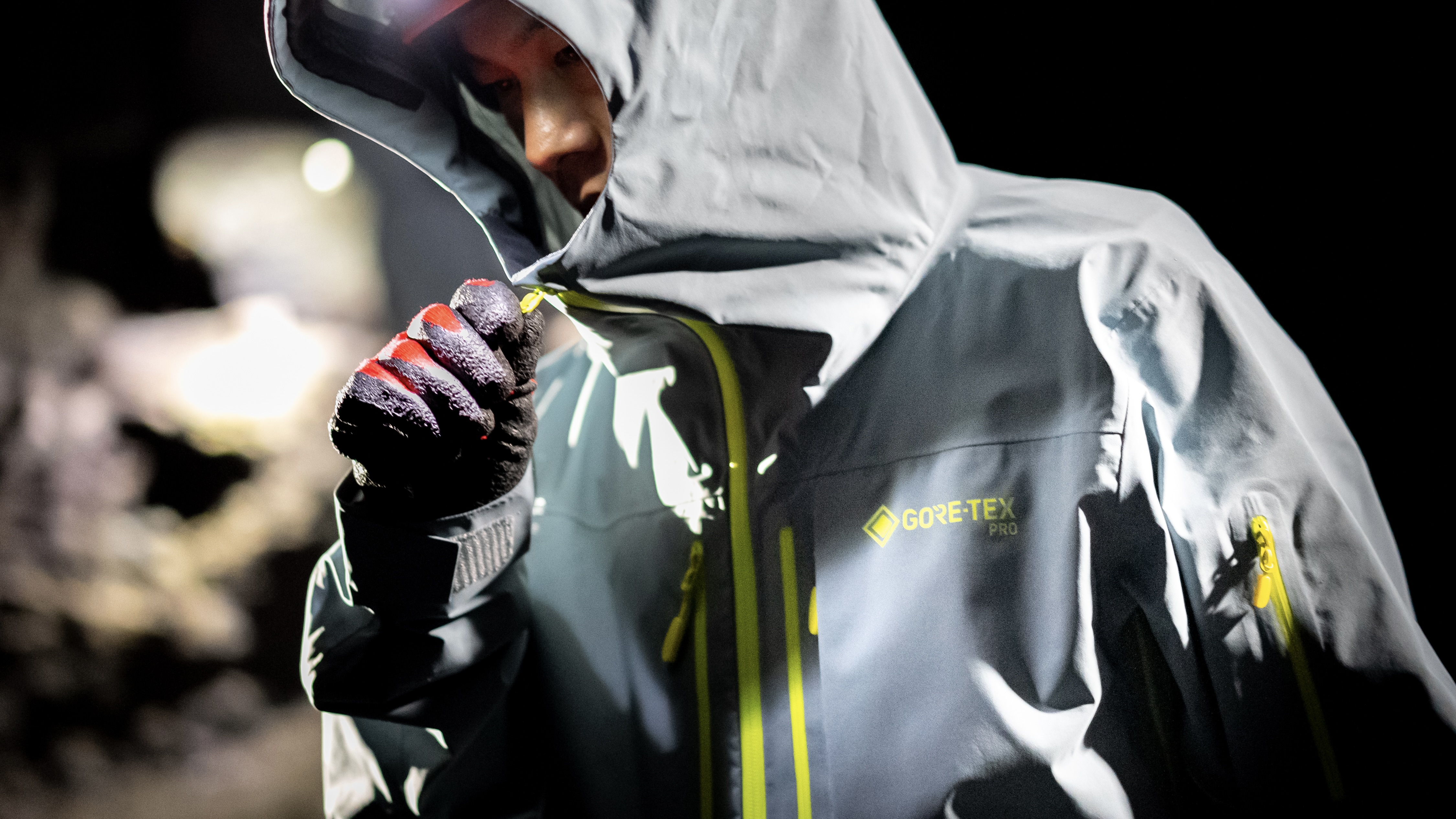 個人装備 PROPPER GORE-TEX Marpat lightweight GORE-TEXが新素材に切り替え。さらに薄く、軽くなっても機能は不変