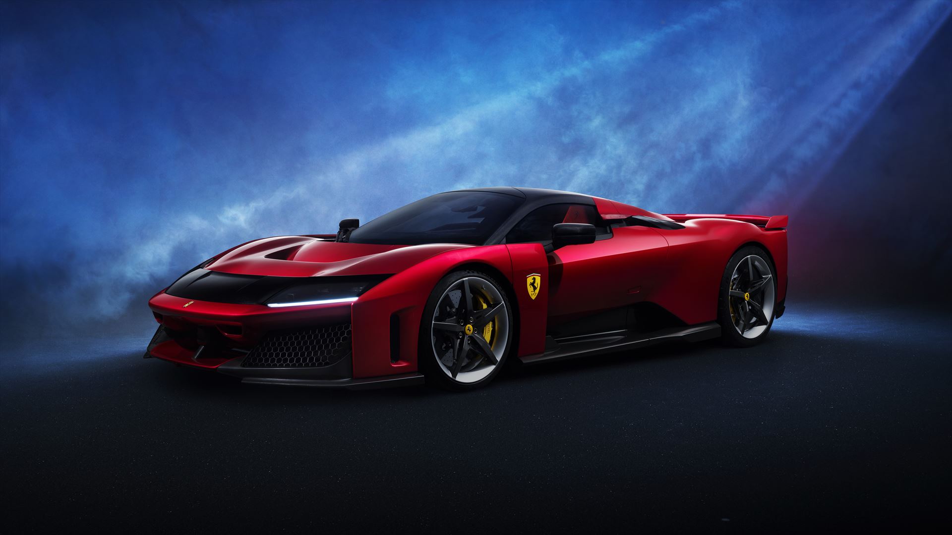 New_Ferrari_Supercar_media_-