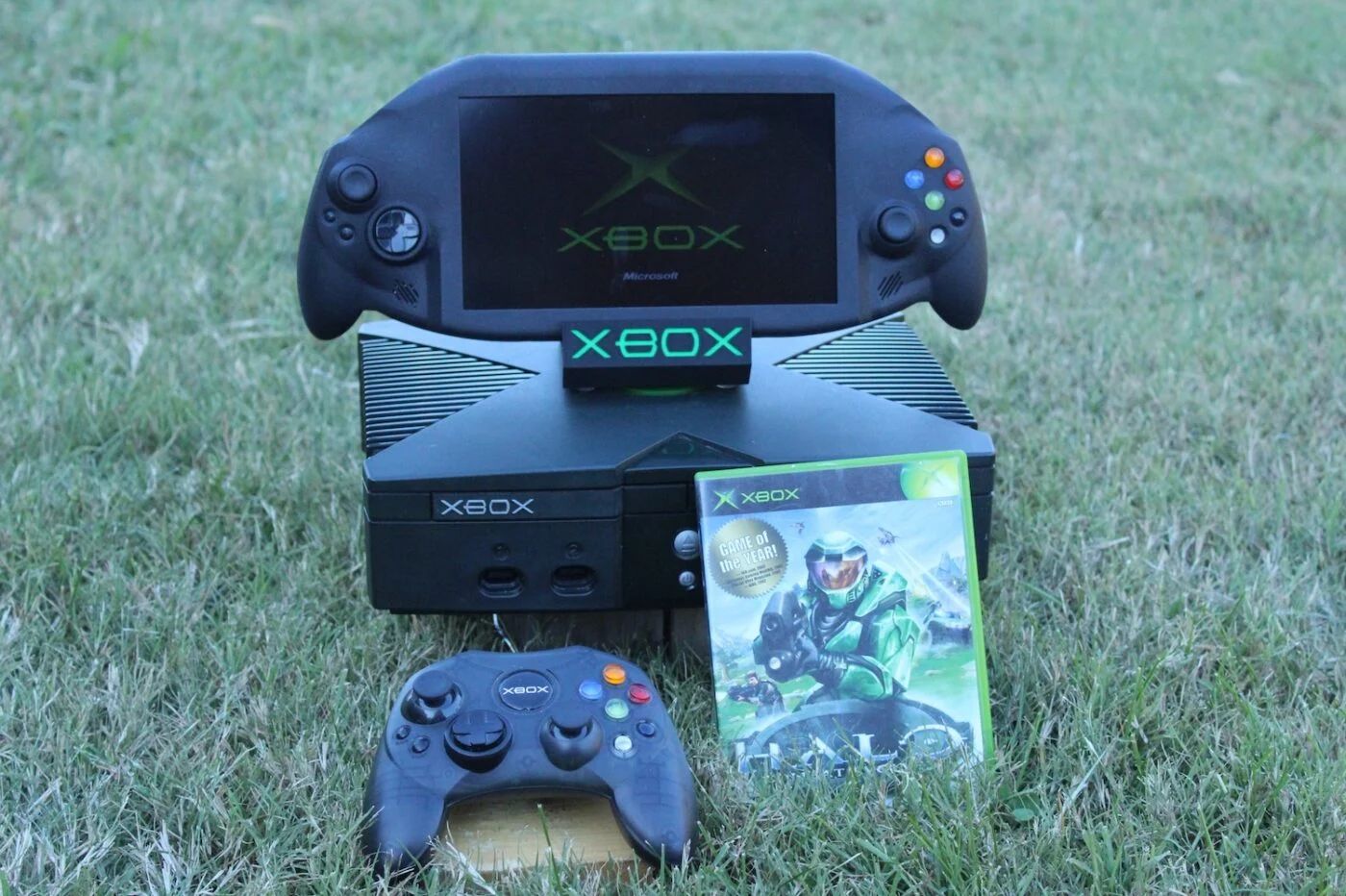 初代Xboxポータブル!? 当時の全タイトルプレイ可能 | ギズモード・ジャパン