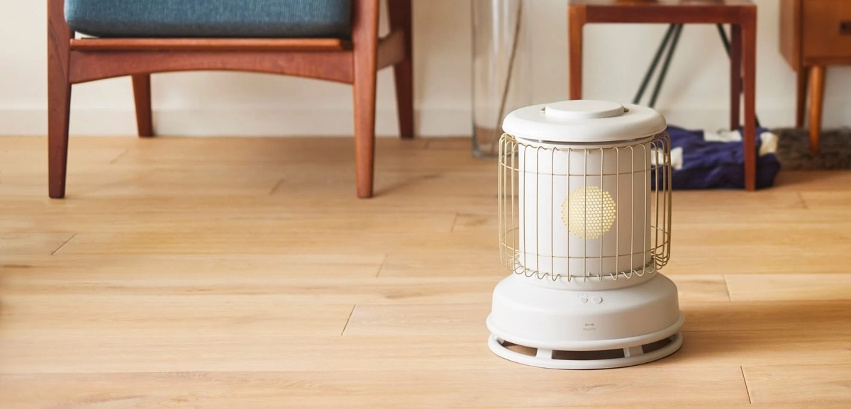 レトロ風な電気ファンヒーター。可愛すぎるのでちょっと見て