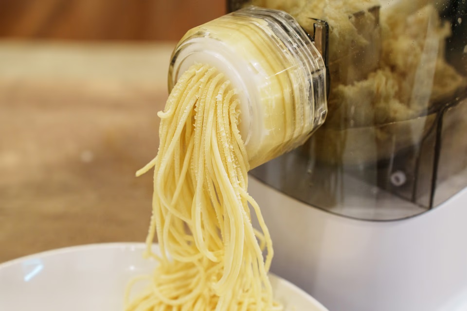 手間ゼロで専門店級！全自動パスタメーカーで生麺生活を始めてみない