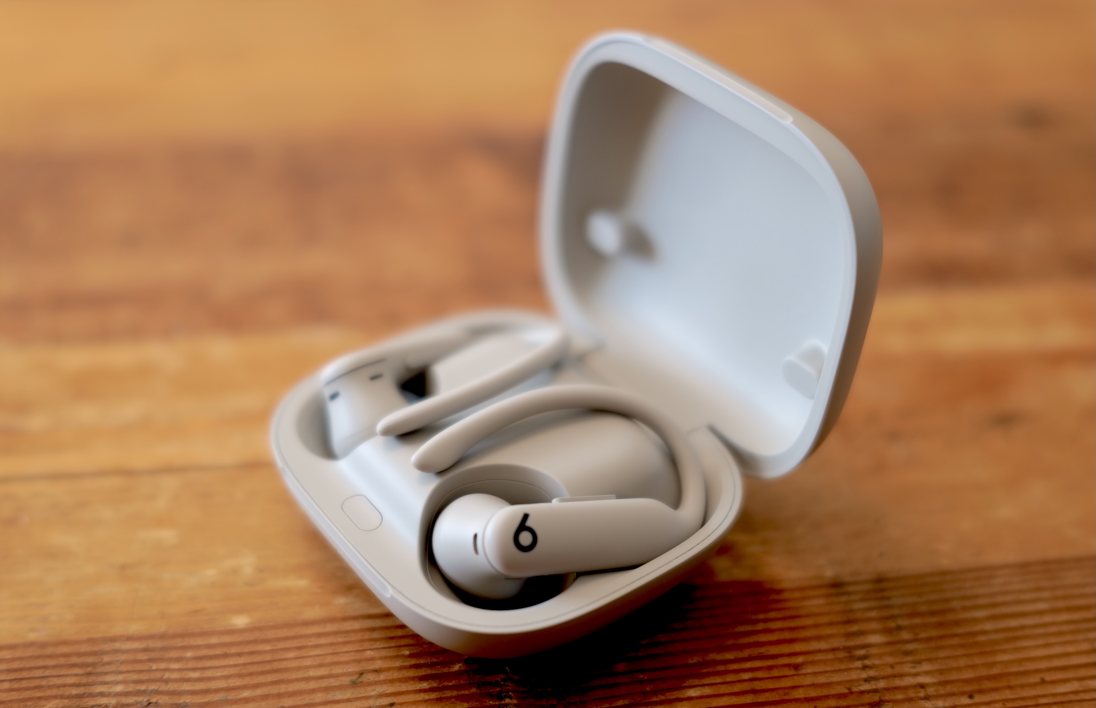 ここまで“落ちない”は罪。空間オーディオで鍛え上げるPowerbeats Pro 2