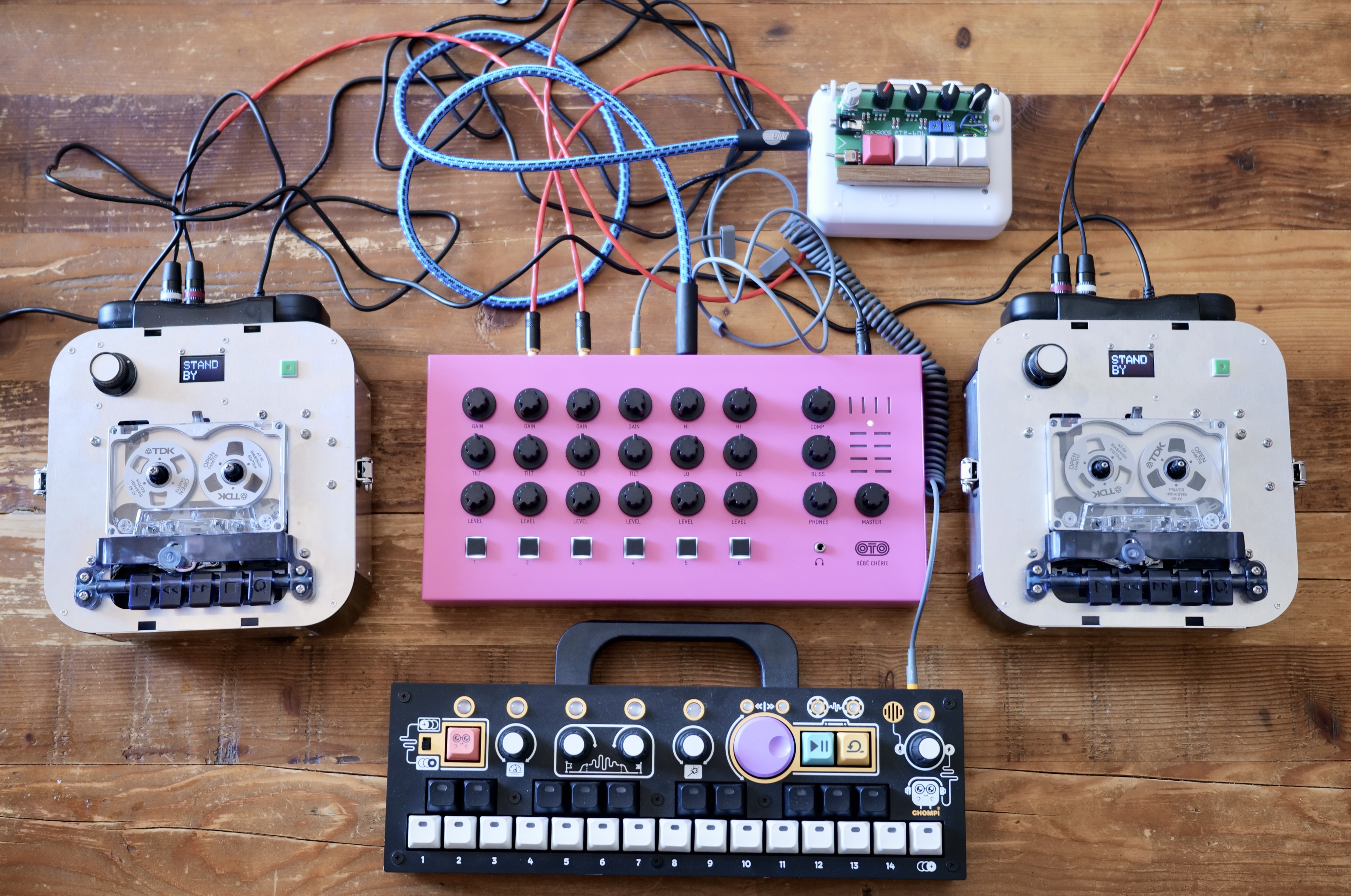 ◾️新品同様 OTO MACHINES Bébé Chérie かわいい顔して音は鬼」フランス生まれのピンクミキサー『Bébé Chérie