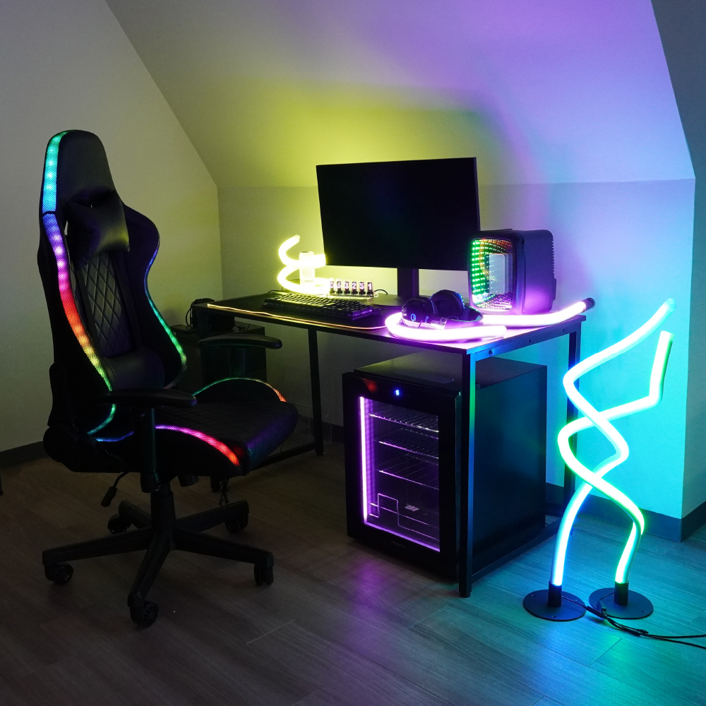 250501pyzonebarlight01.jpg