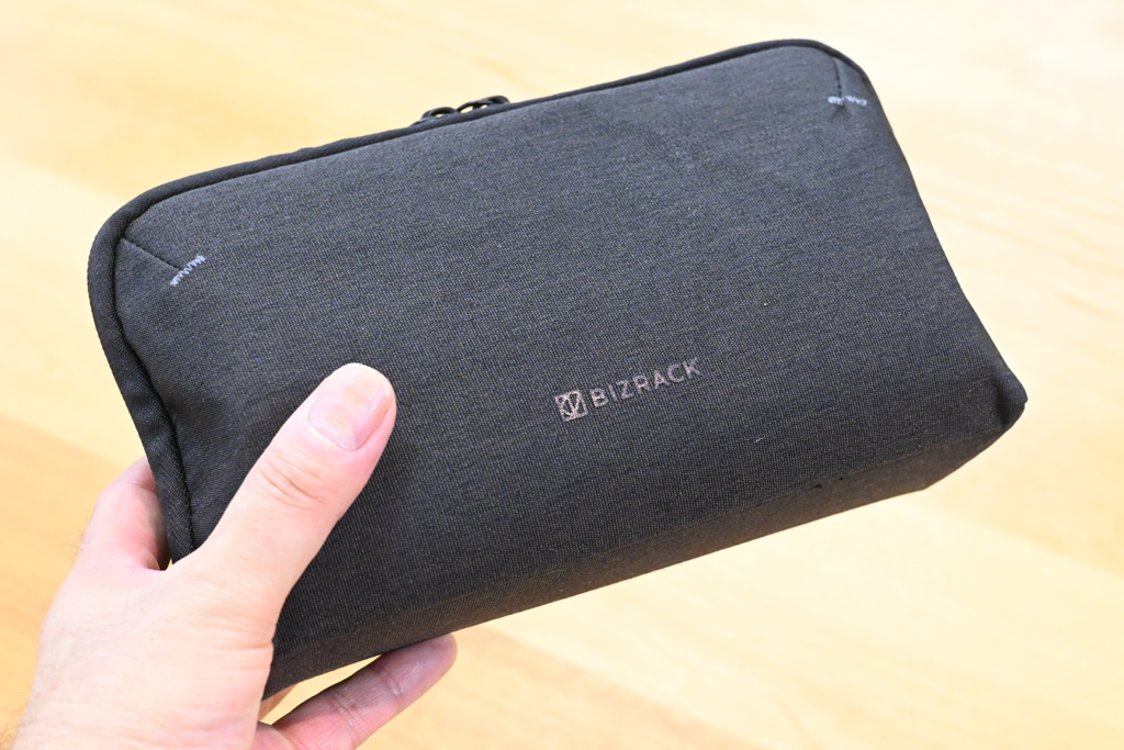 [専用] ガジェットまとめ売り なんだ、このちょうどよさ。ガジェットポーチでお悩みなら「BIZRACK