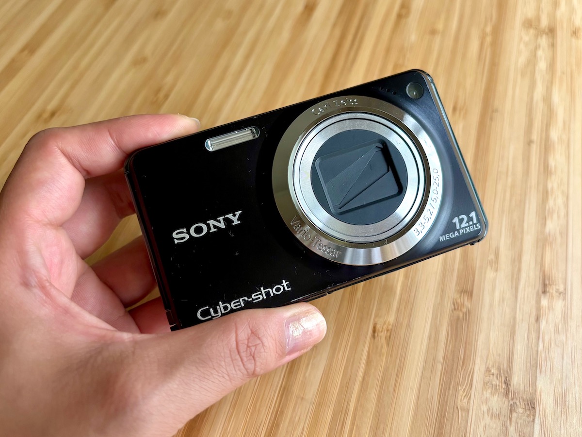 （デジカメ / SONY Cyber-shot ）DSC-W270 ブラック Amazon | SONY デジタルカメラ Cyber-Shot(サイバーショット) W270