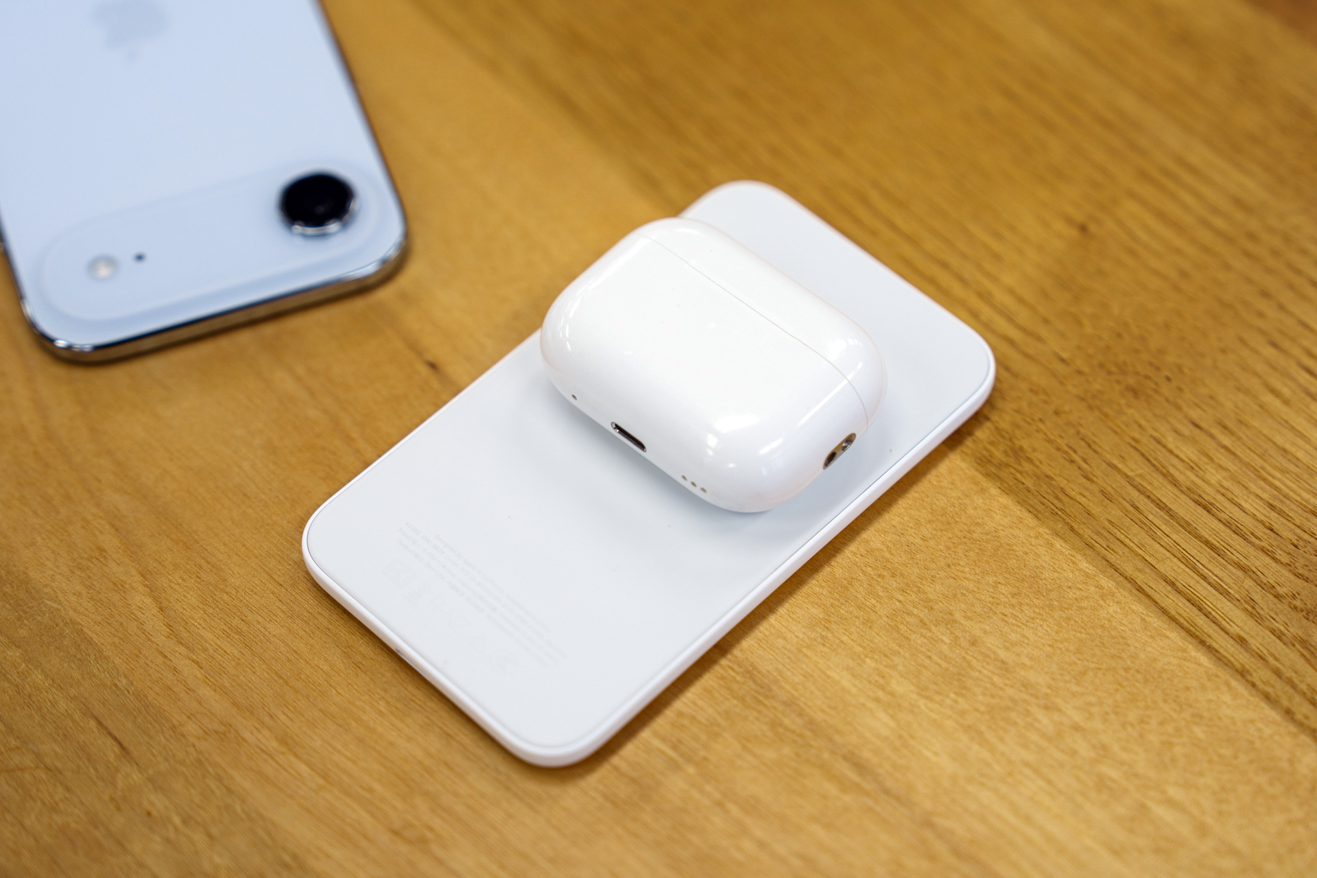 色々言ったけど、iPhone Air専用のMagSafeバッテリー、悪くないかも