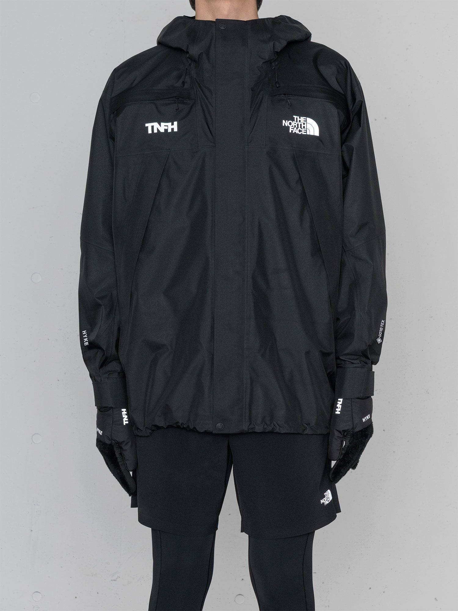 身に纏うだけで漂うハイセンス感。今季が最後のTHE NORTH FACEの人気