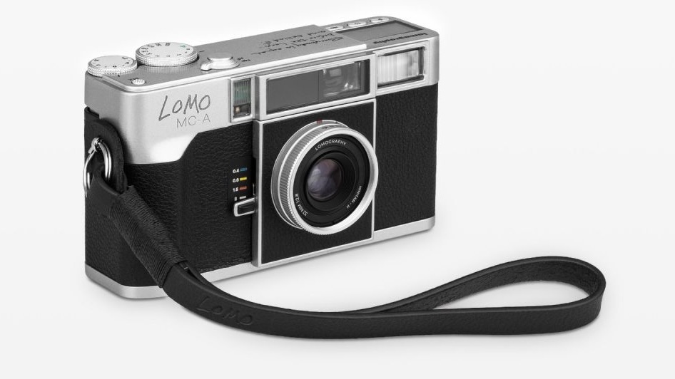 令和の時代に本気のAFフィルムカメラ。撮りたい心刺激しまくるLomo MC