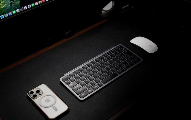トラックボール好きの日本。注目メーカーKeychronが「Nape Pro」を作る