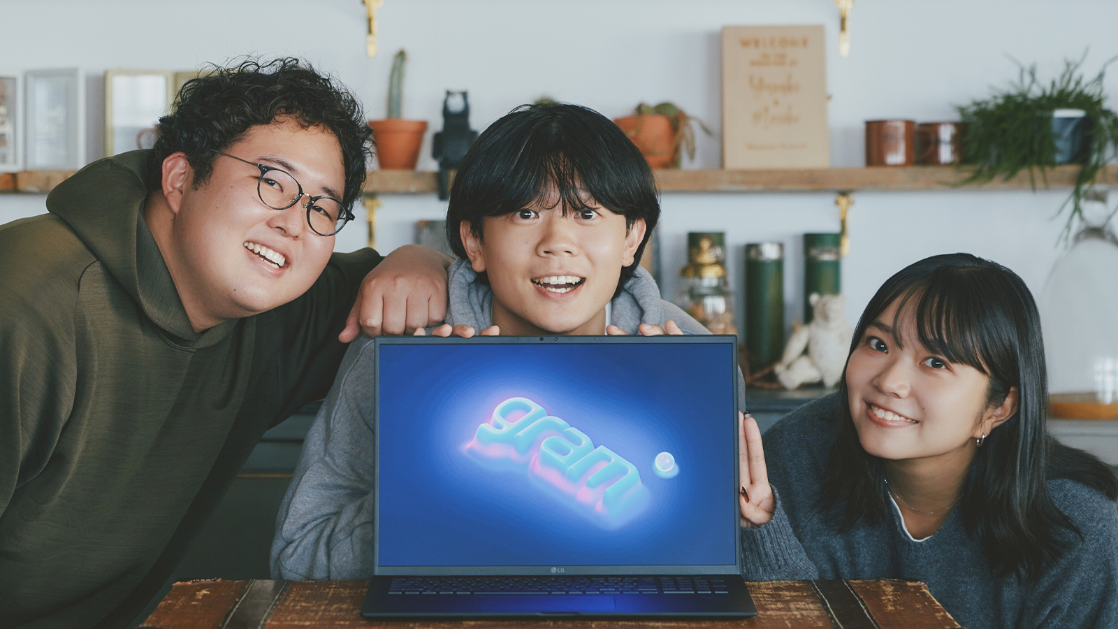 17インチって実際アリ？」でっかいノートPC、私たちはこう使います