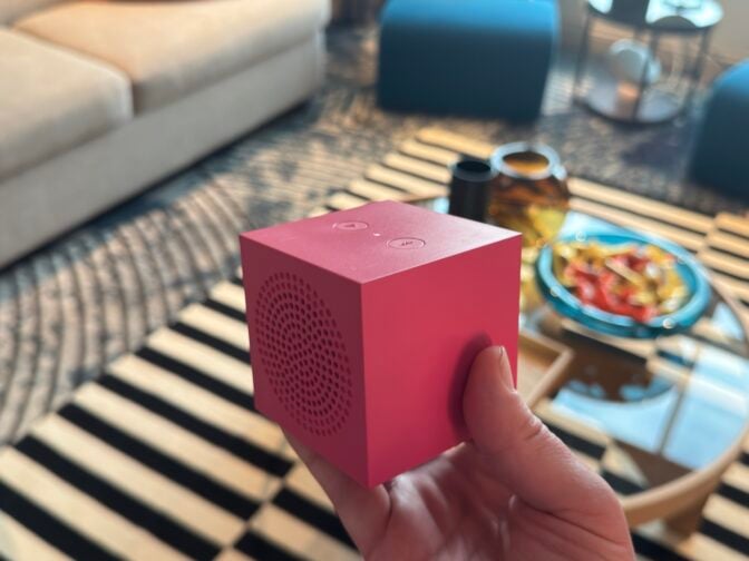 スピーカー界の『スイミー』。IKEAから「100台つながる」スピーカーが