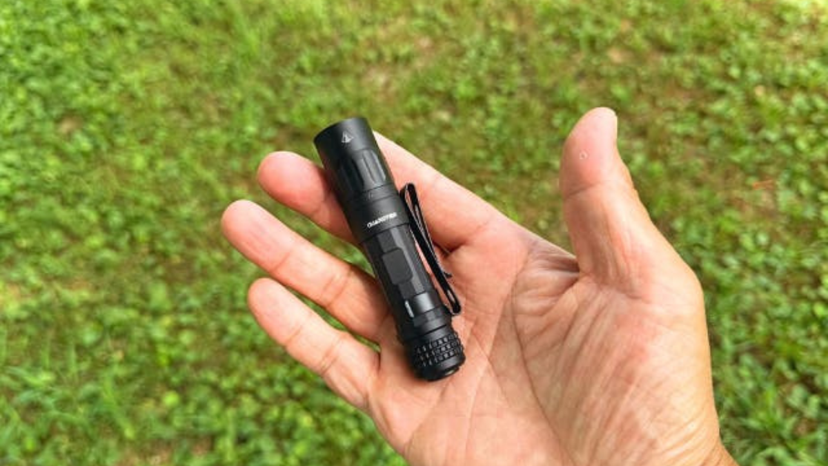 このサイズで1100ルーメン？」…って2度見したミニライトがこちらです