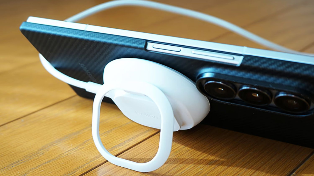 belkin 新品未開封 充電時間を1/5に圧縮」したBelkin新作。スタンドになるリングが垢抜け
