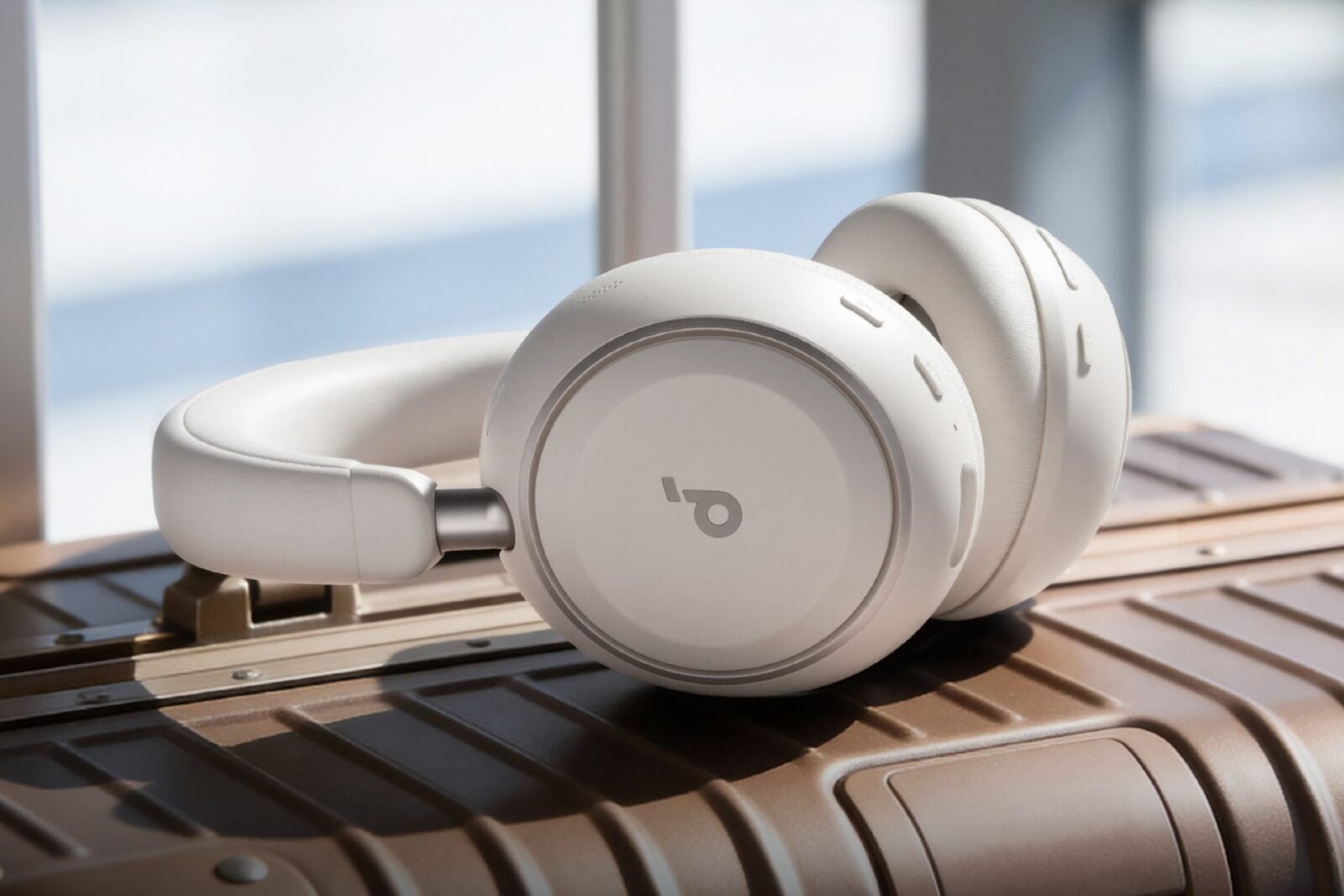 Anker ヘッドフォン　箱付き Anker Soundcore Space One Pro Bluetooth 5.3 ワイヤレスヘッドホン