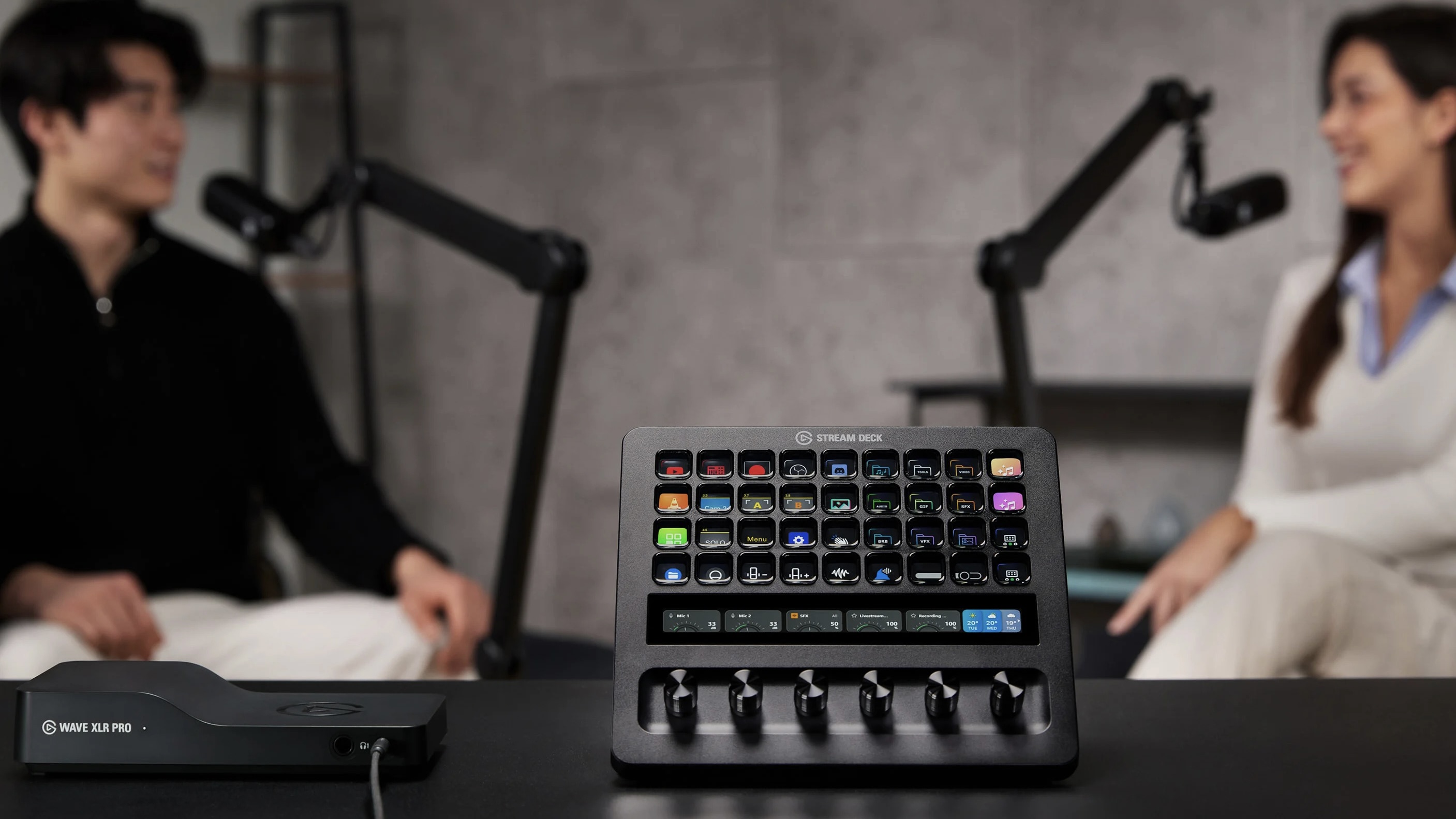ショートカット覚えなくてOK。操作子山盛りの「Stream Deck + XL 