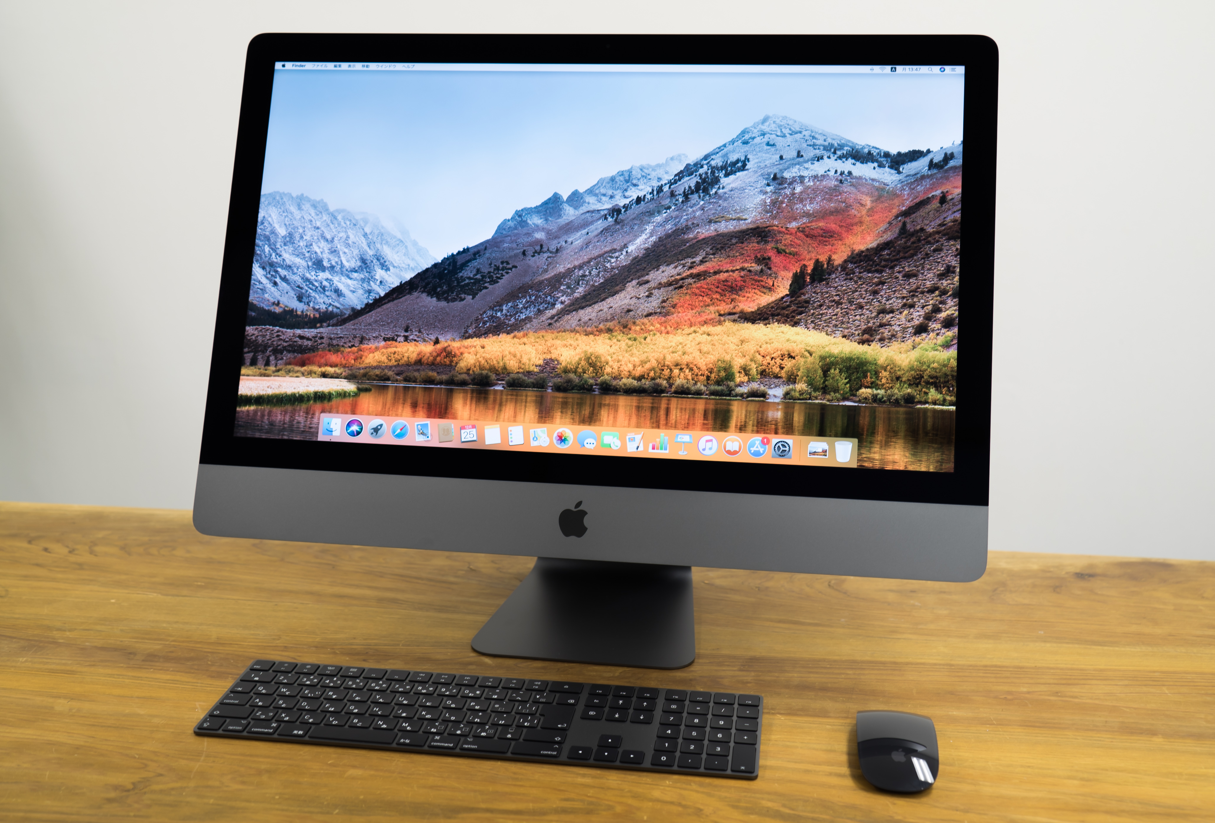 Apple iMac Pro 27インチ キーボード・マウス付き iMac Pro レビュー：このスペック、速すぎて素人には感じることが