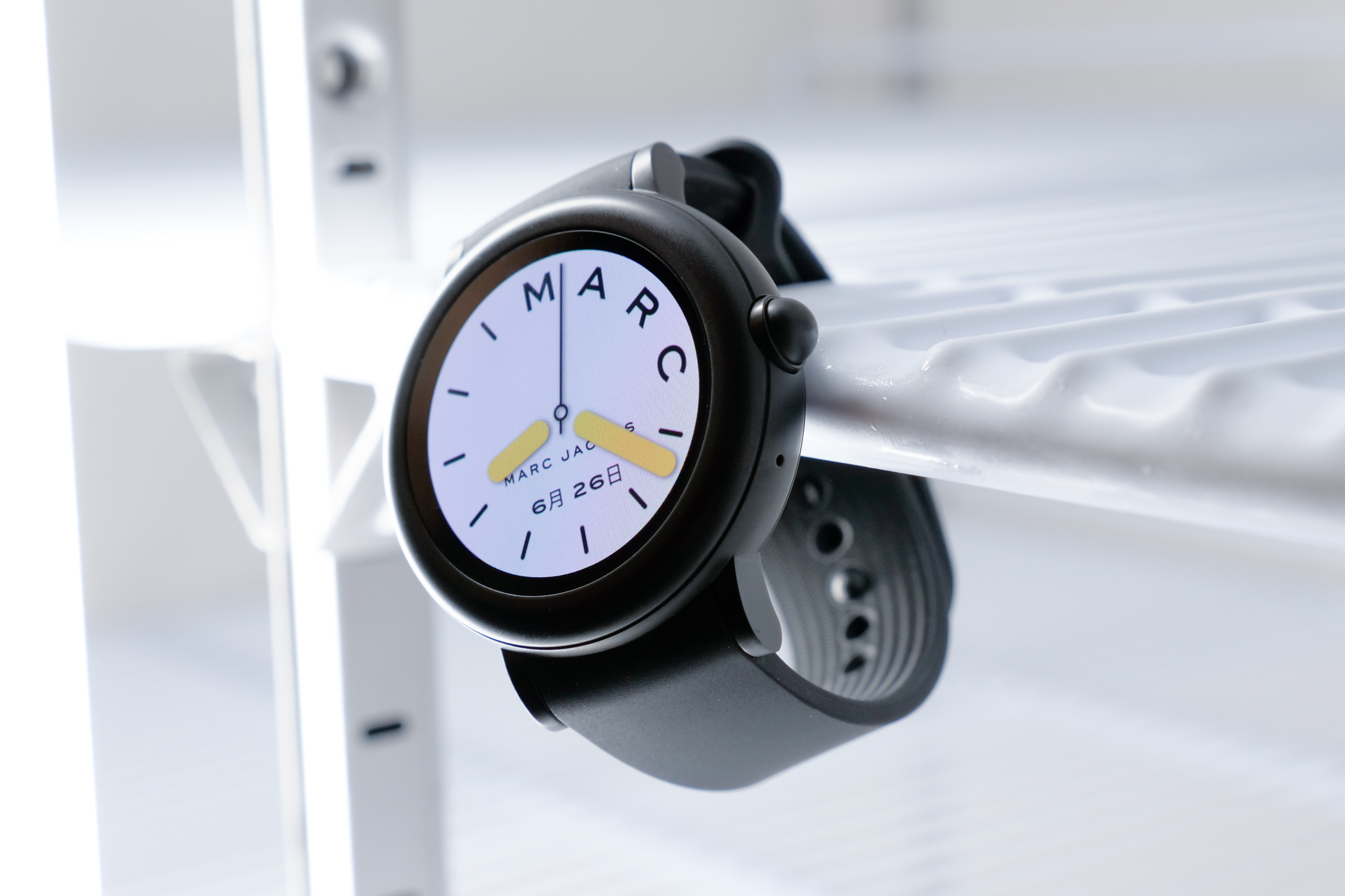 180626_marc_smartwatch-1125063.jpg