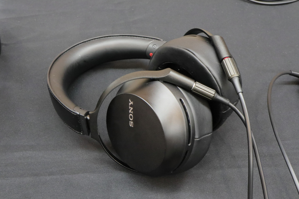 ソニー「MDR-Z7M2」「IER-M9/M7」ハンズオン：有線派にとっては選び
