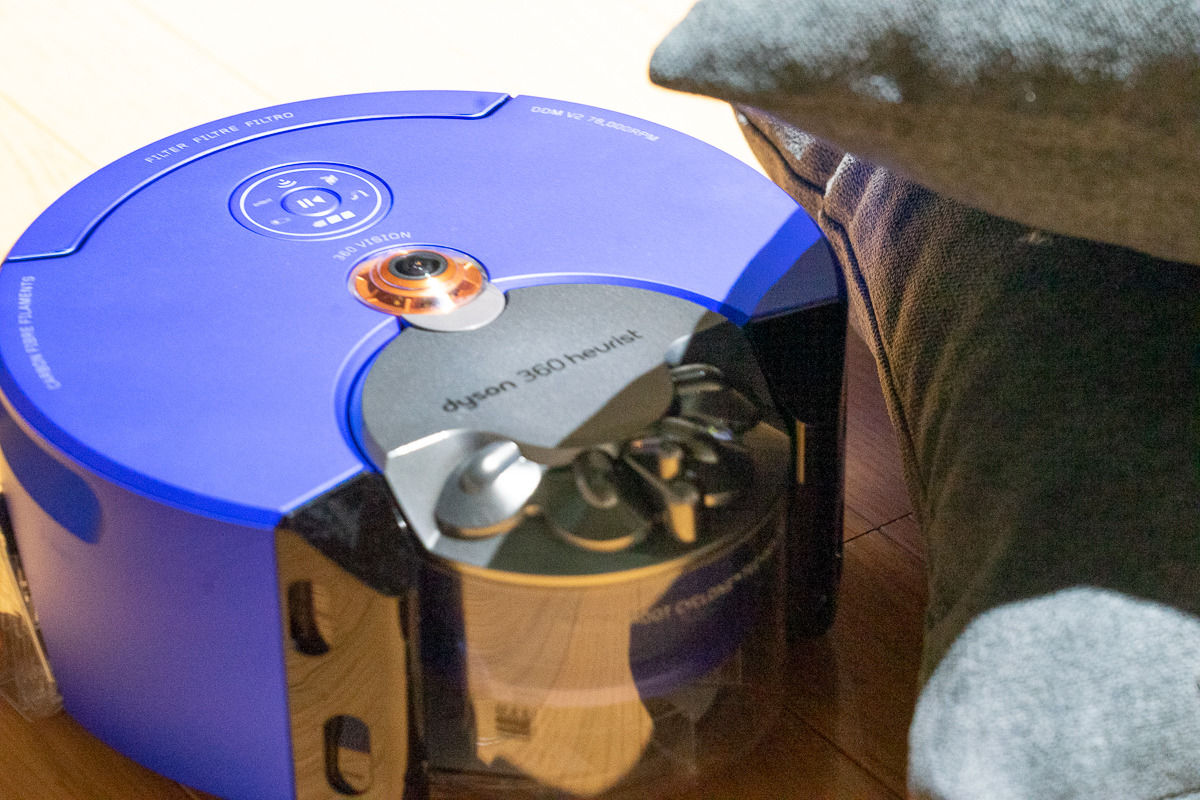 ついに床を片付けなくても使えるロボ掃除機が誕生した。「Dyson 360
