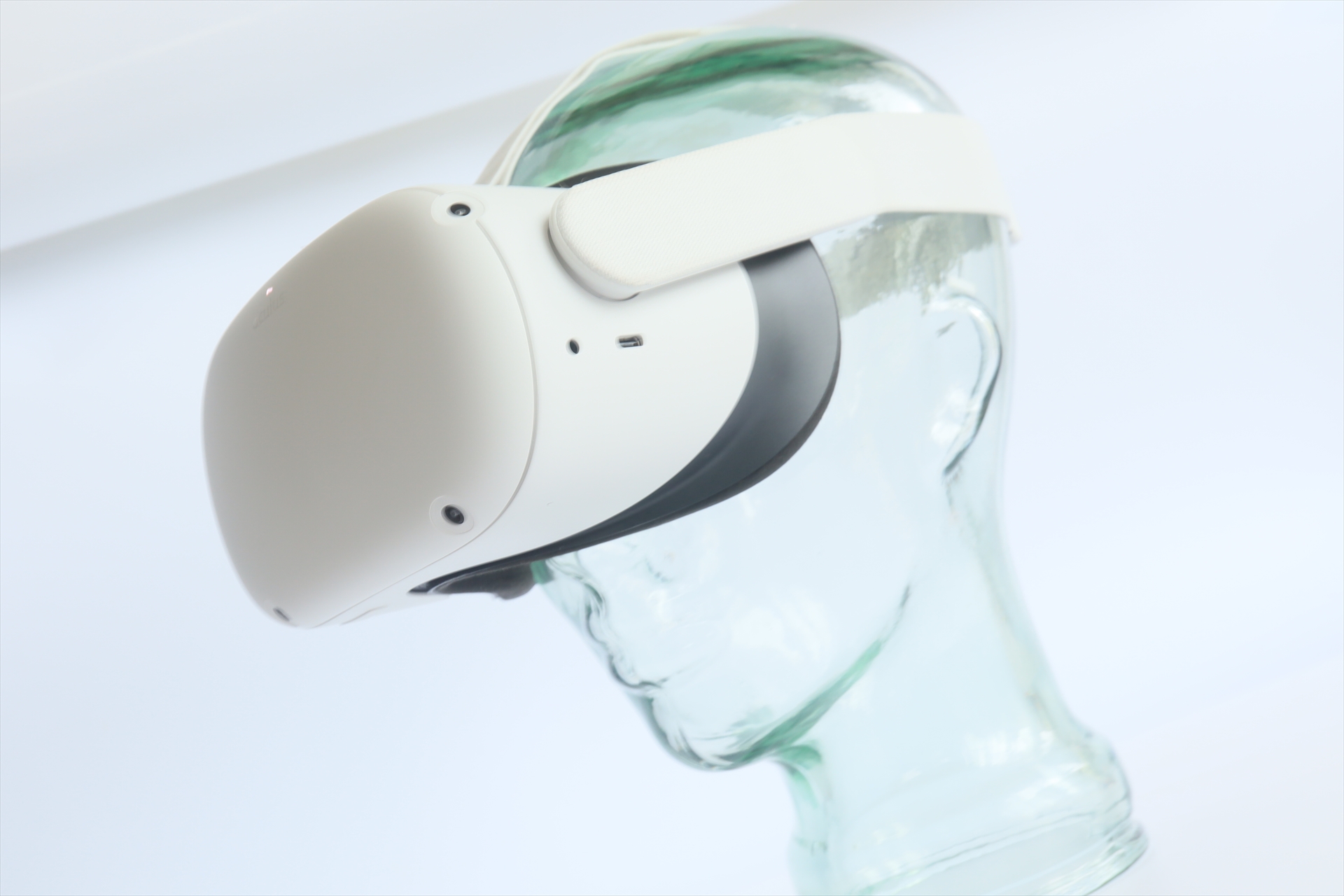 Oculus Quest 2レビュー：はじめてVRに最高。Q1からの買い替えは