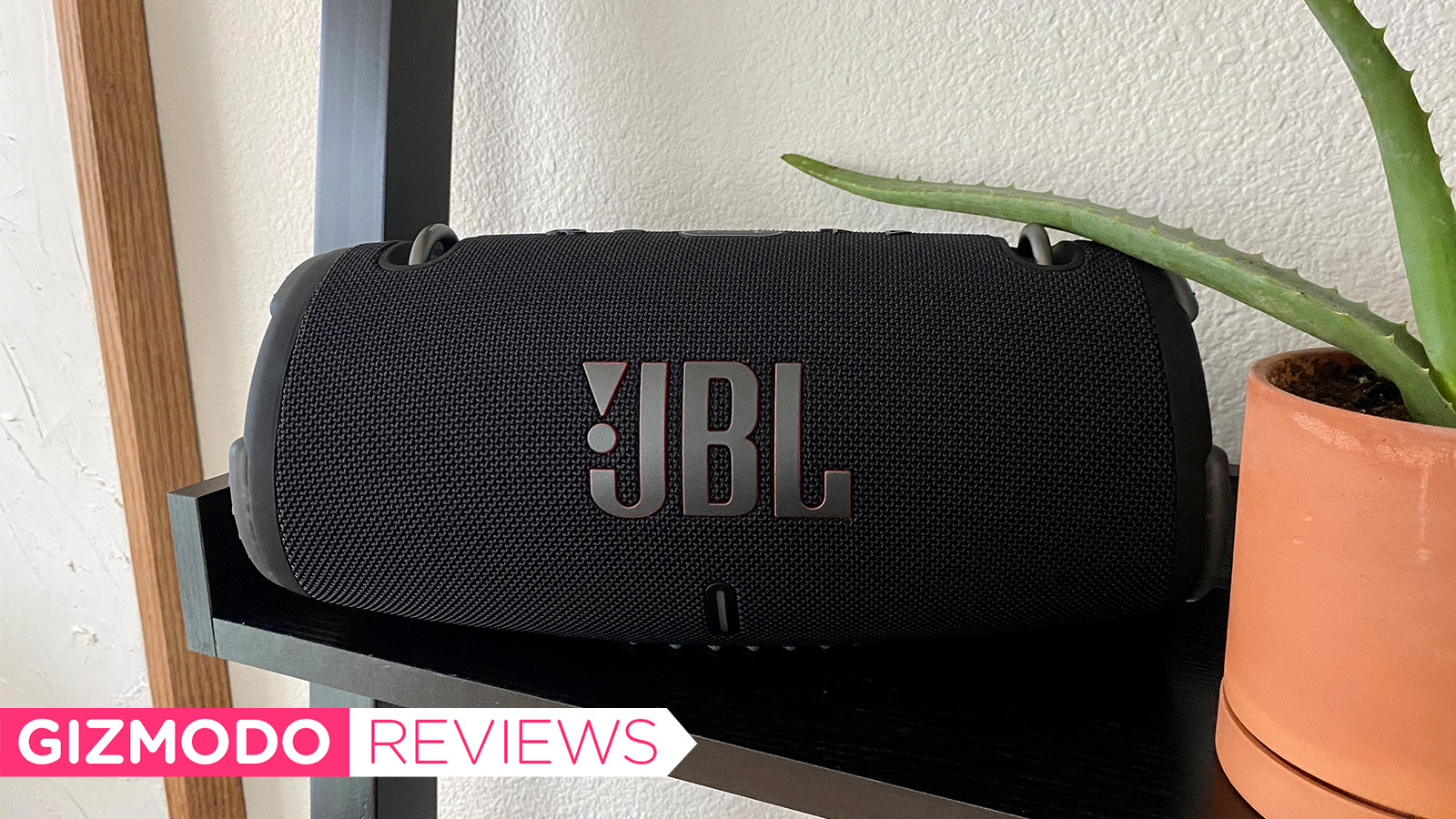 【美品】JBL XTREME 初代 ワイヤレススピーカー（大迫力の重低音） 重低音がっつりめ。アウトドアに最適なJBLのワイヤレススピーカー