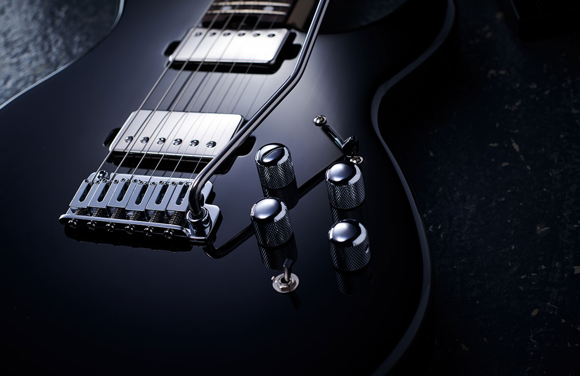 BOSS EURUS GS-1 ギターシンセ Made In Japan シンセサウンドをかき鳴らせ！ シンセサイザーを演奏できるエレキ