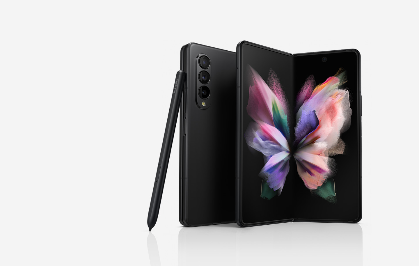 パカパカしたい！ 折りたたみスマホ「Galaxy Z Fold3 5G」と「Galaxy Z