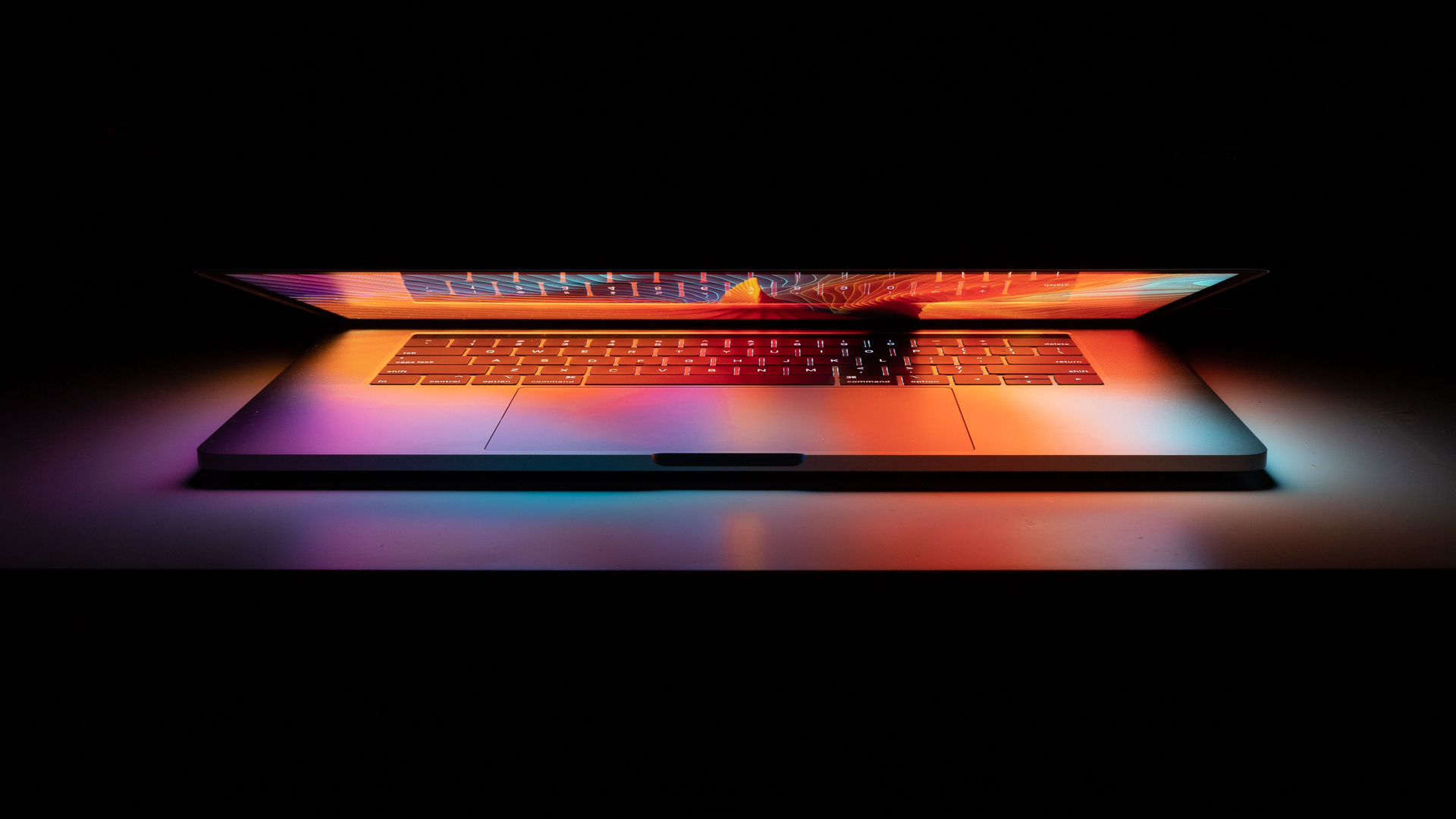 M1X搭載MacBook Proは、最大メモリ32GB、2TBストレージの可能性