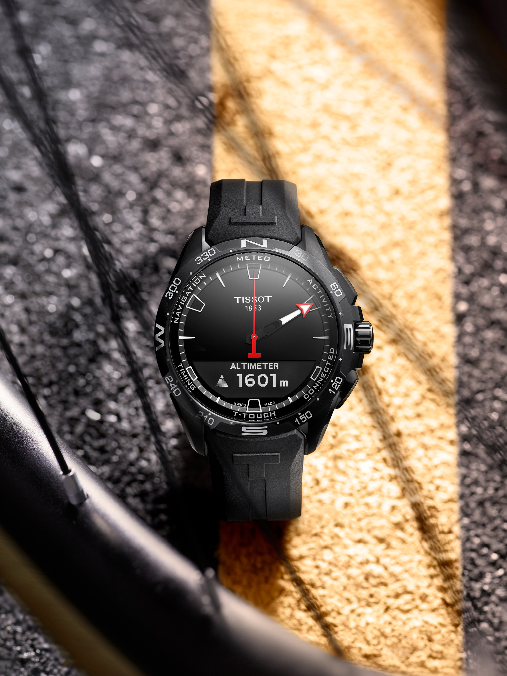 先行発売中のTissot（ティソ）T-Touch Connect Solarの「時計感」が