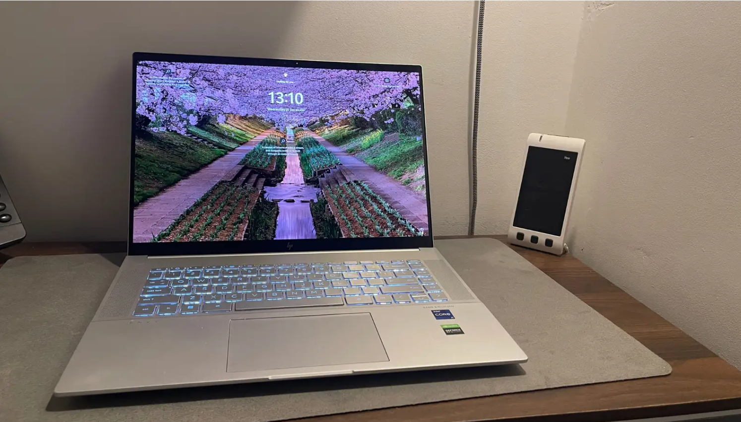サウンドとビジュアルがずば抜けて優れたノートPC「HP ENVY 16