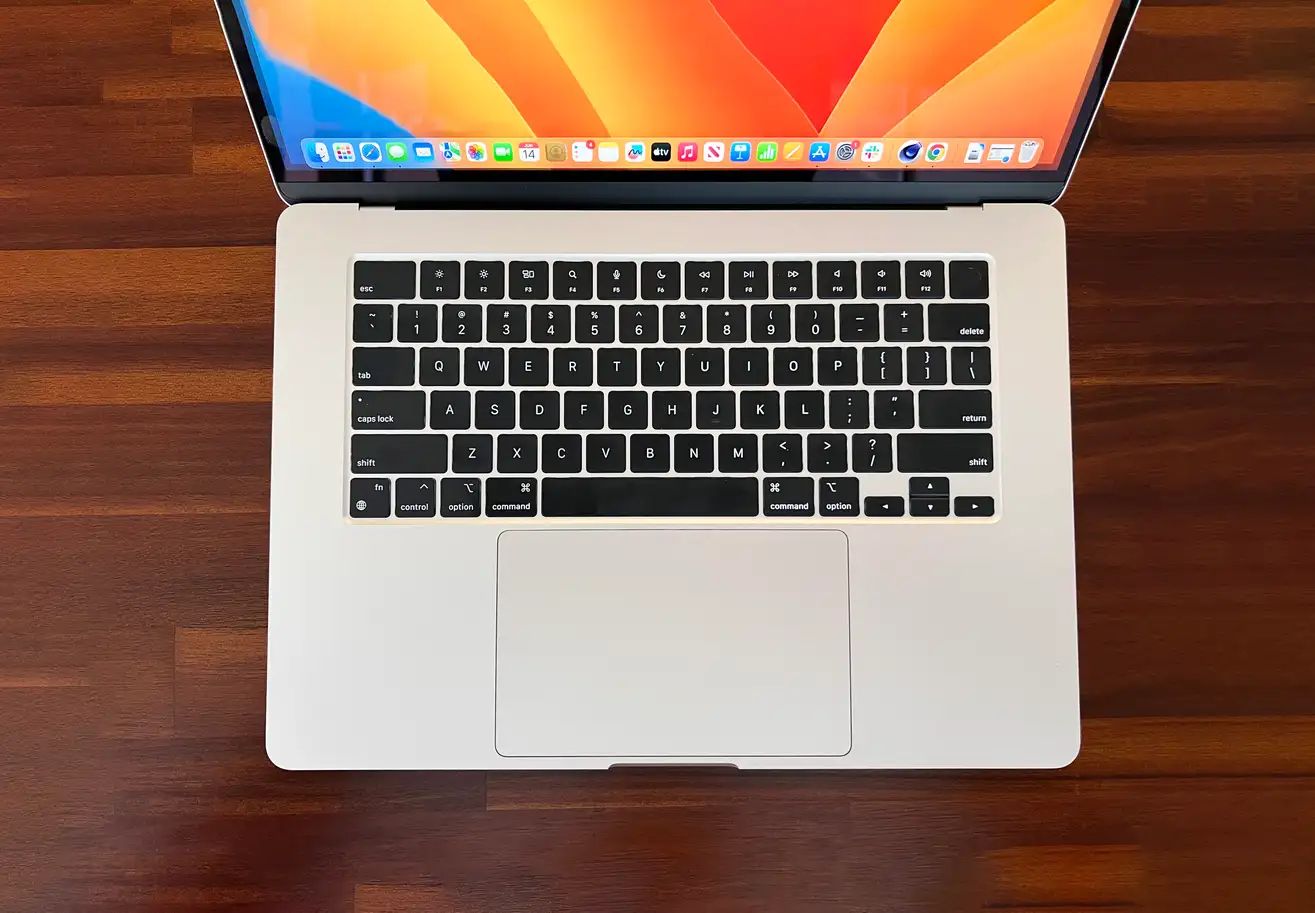 モニター使わなくてよくなった。15インチMacBook Airを数日使ってみ 