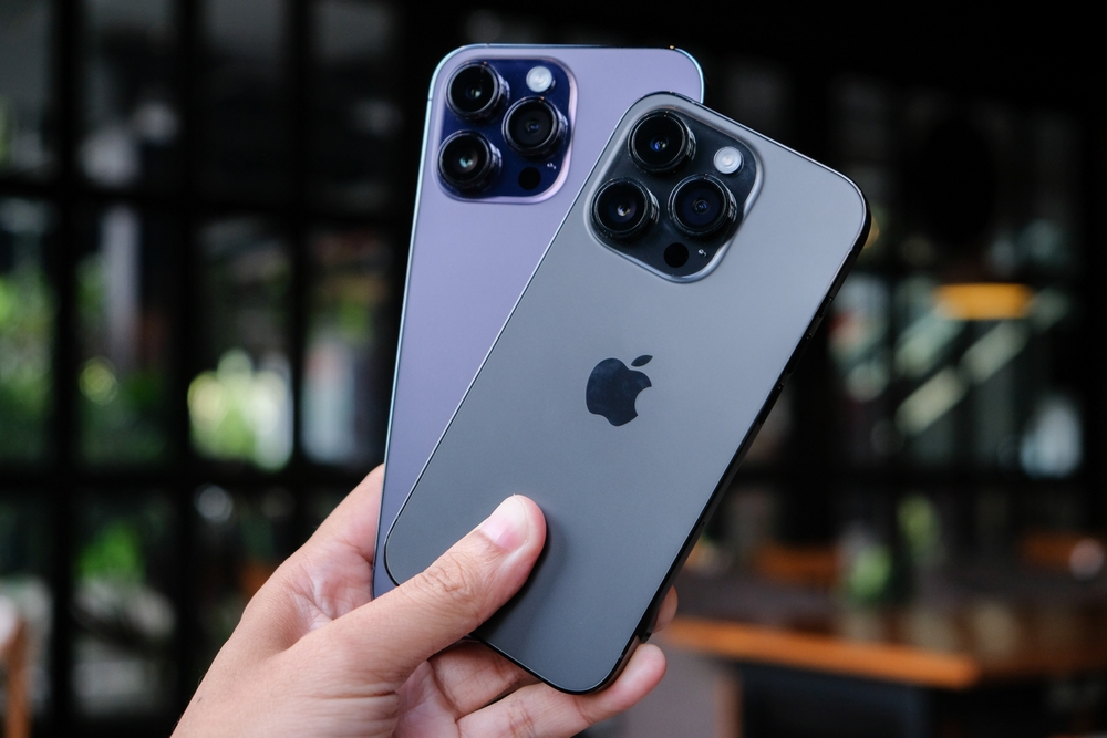 iPhone 15 Pro限定カラーは「クリムゾン」？ iPhone 15は「ミント