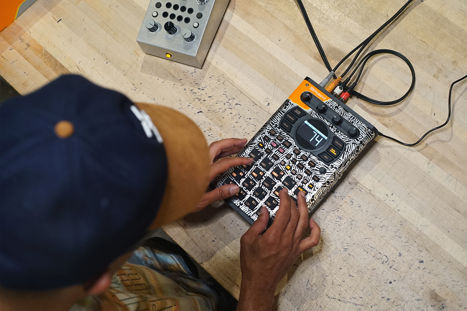 Stones Throwコラボ「SP-404MKII」超かっけぇ。限定サウンドも
