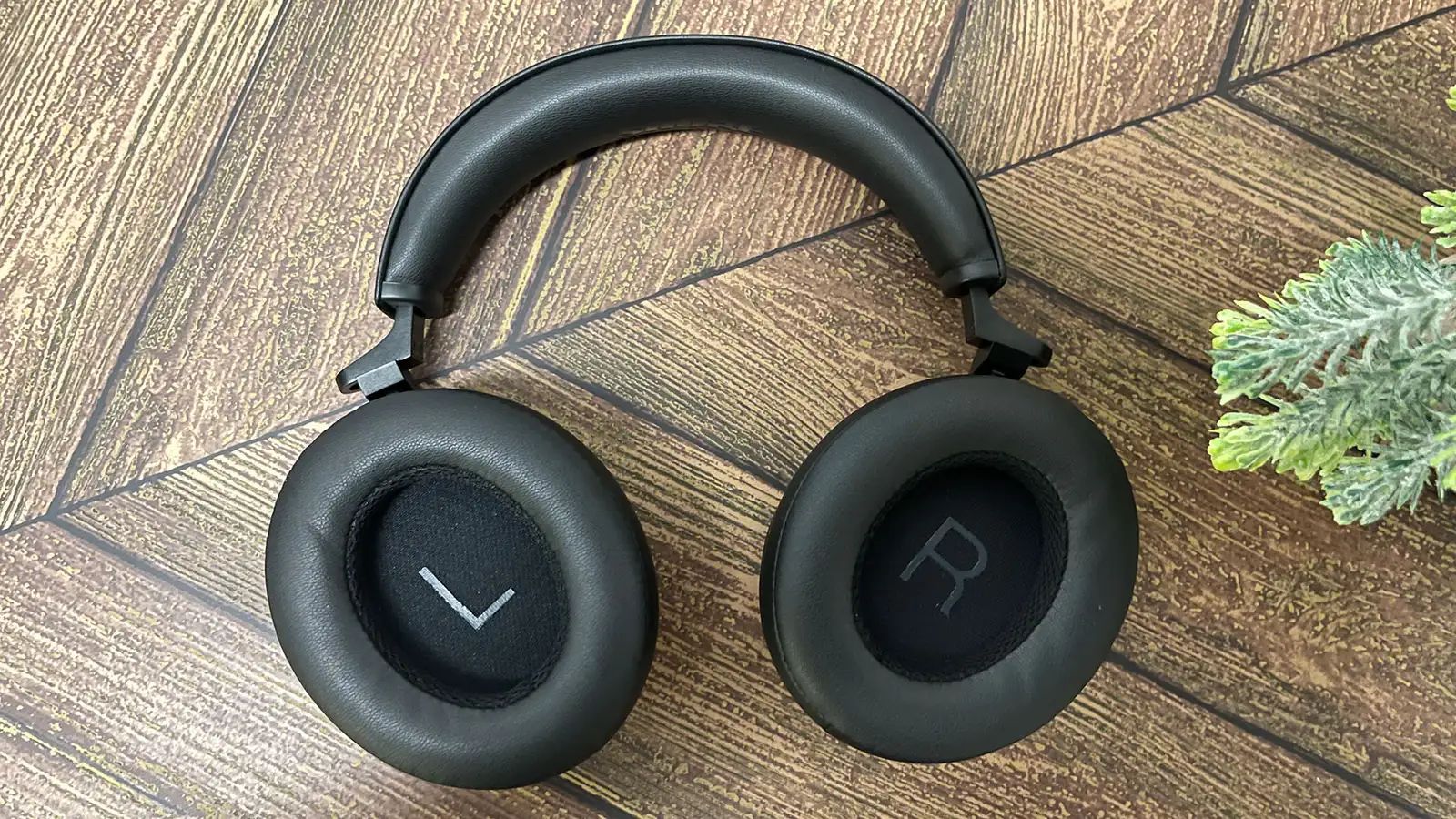 ノイキャンとバッテリーがすごすぎ。Shureのヘッドホン | ギズモード ノイキャンとバッテリーがすごすぎ。Shureのヘッドホン | ギズモード
