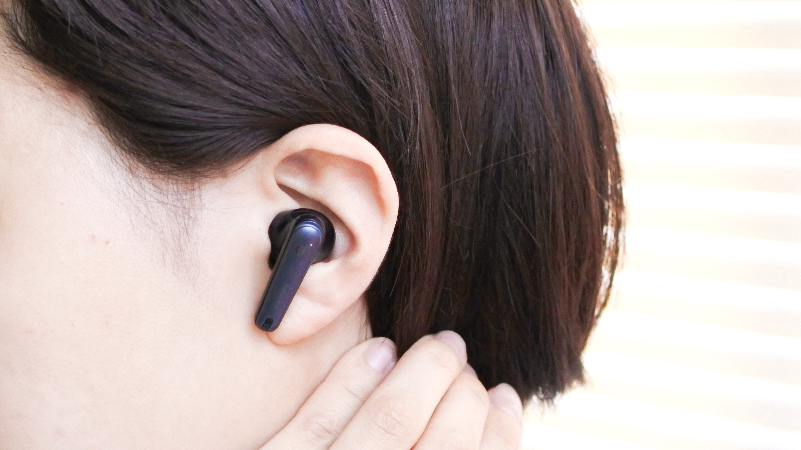Anker史上最強ノイキャンのイヤホンなら大音量で雑音をかき消さなくて