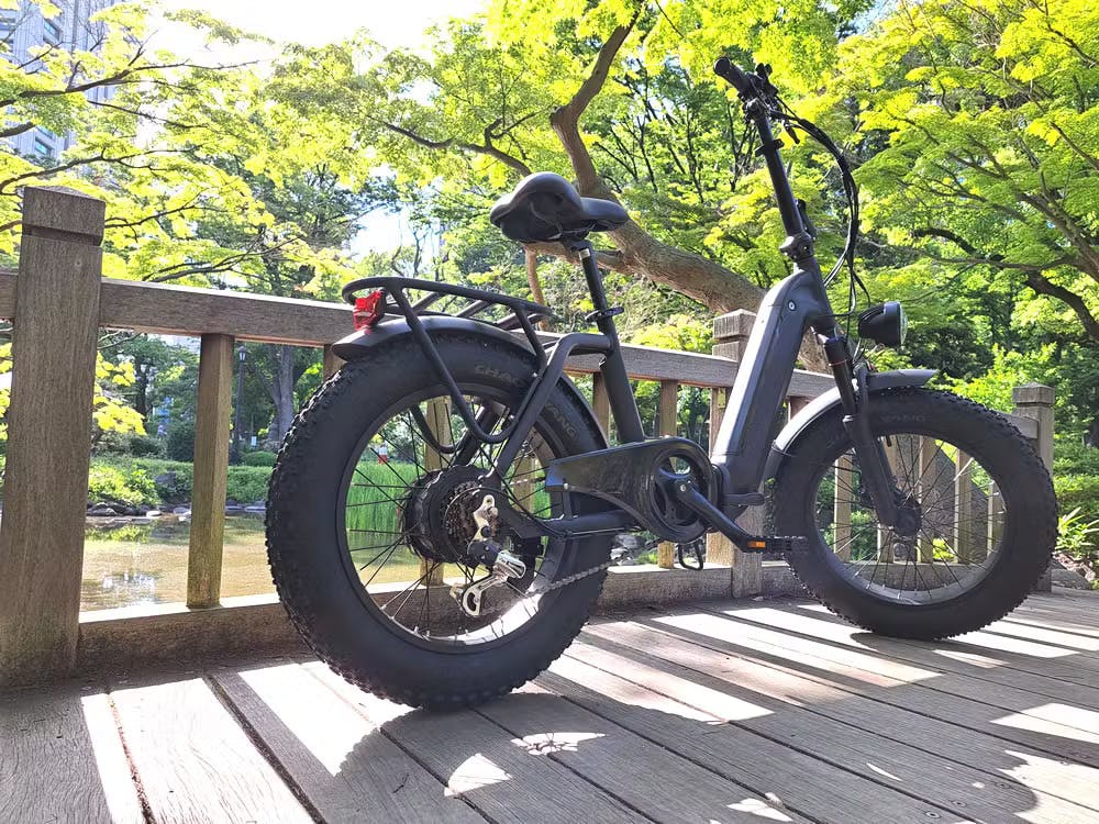 迫力のファットタイヤでバイクみたい！ ワイルドでユニークな折り畳み