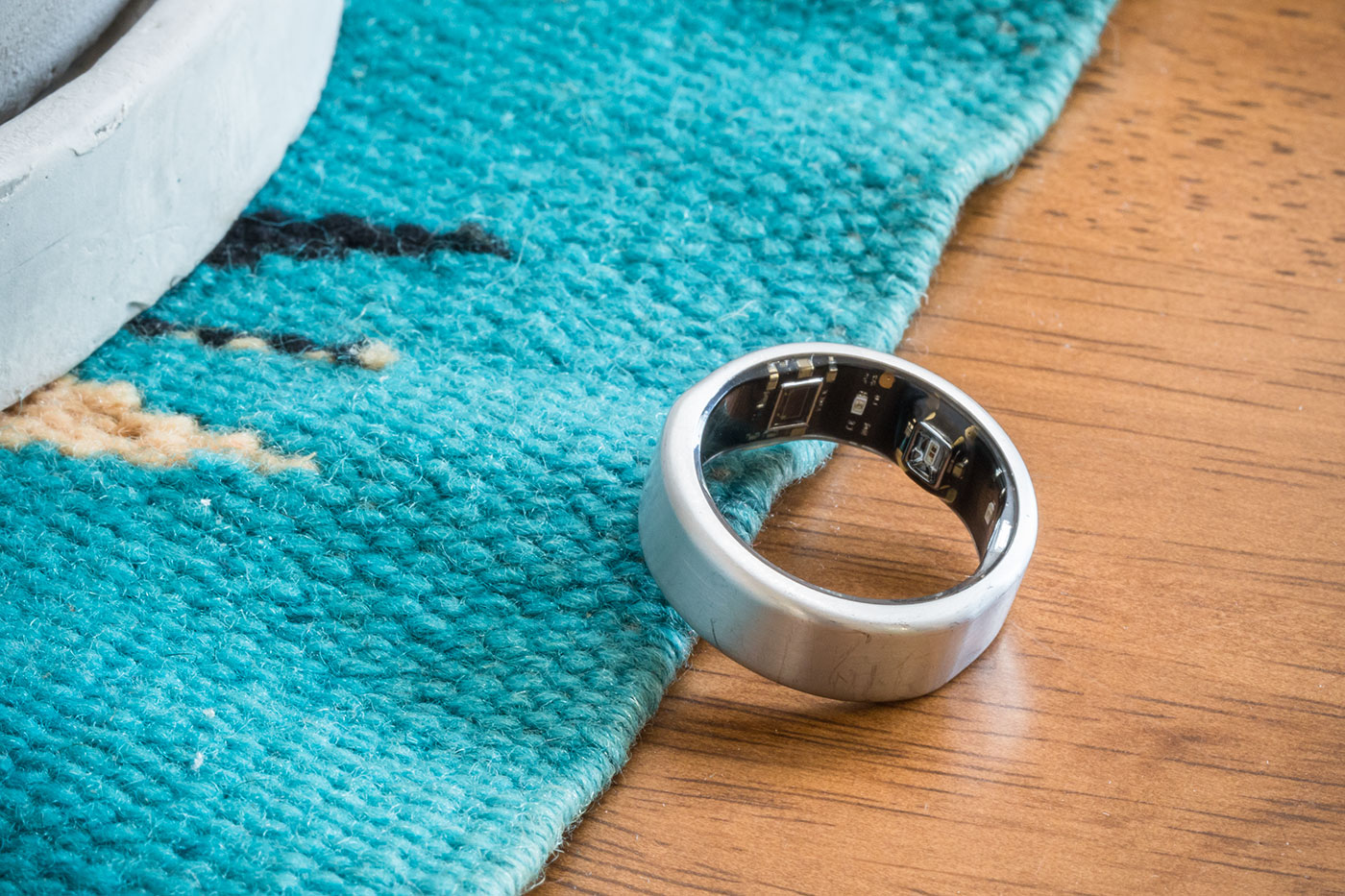 極小サイズに4つのセンサーを凝縮！ スマートリング「SOXAI RING 1」の
